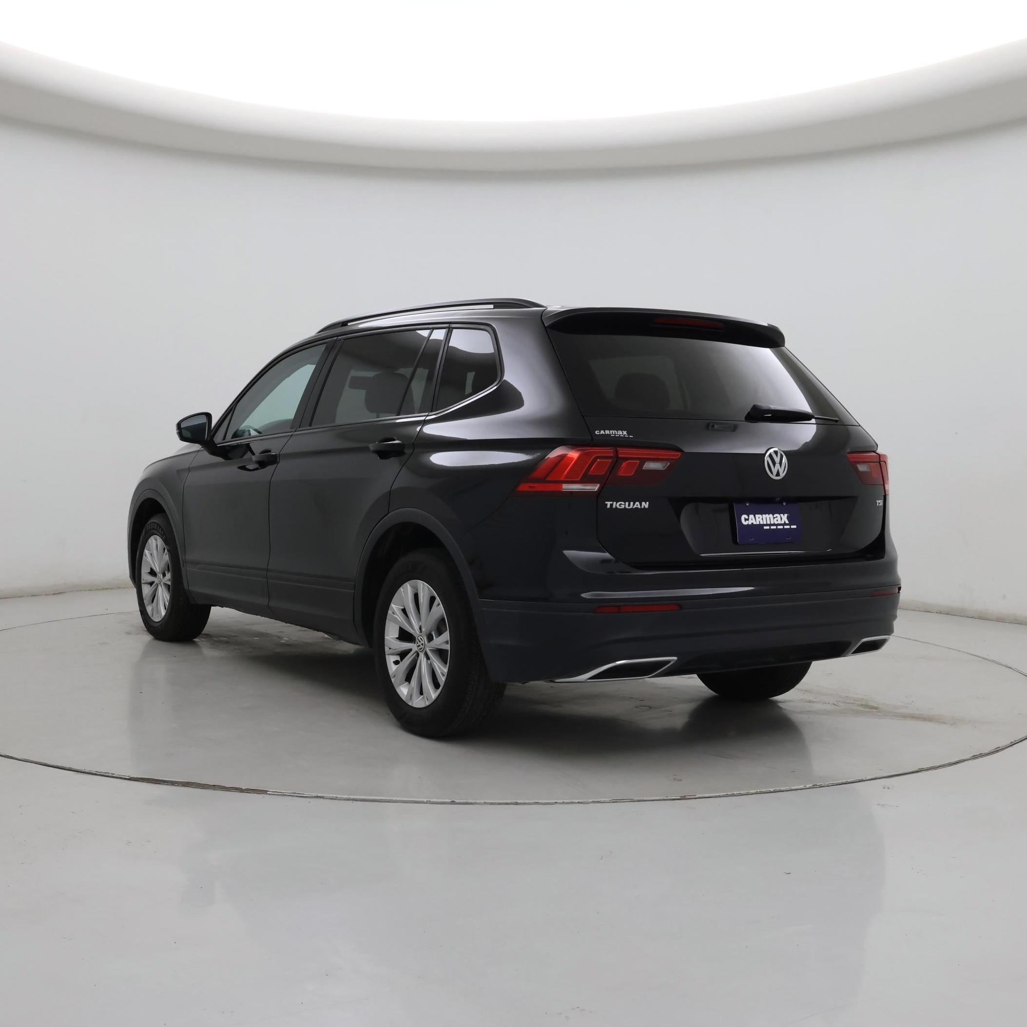 Thumbnail: 2018 Volkswagen Tiguan - 2