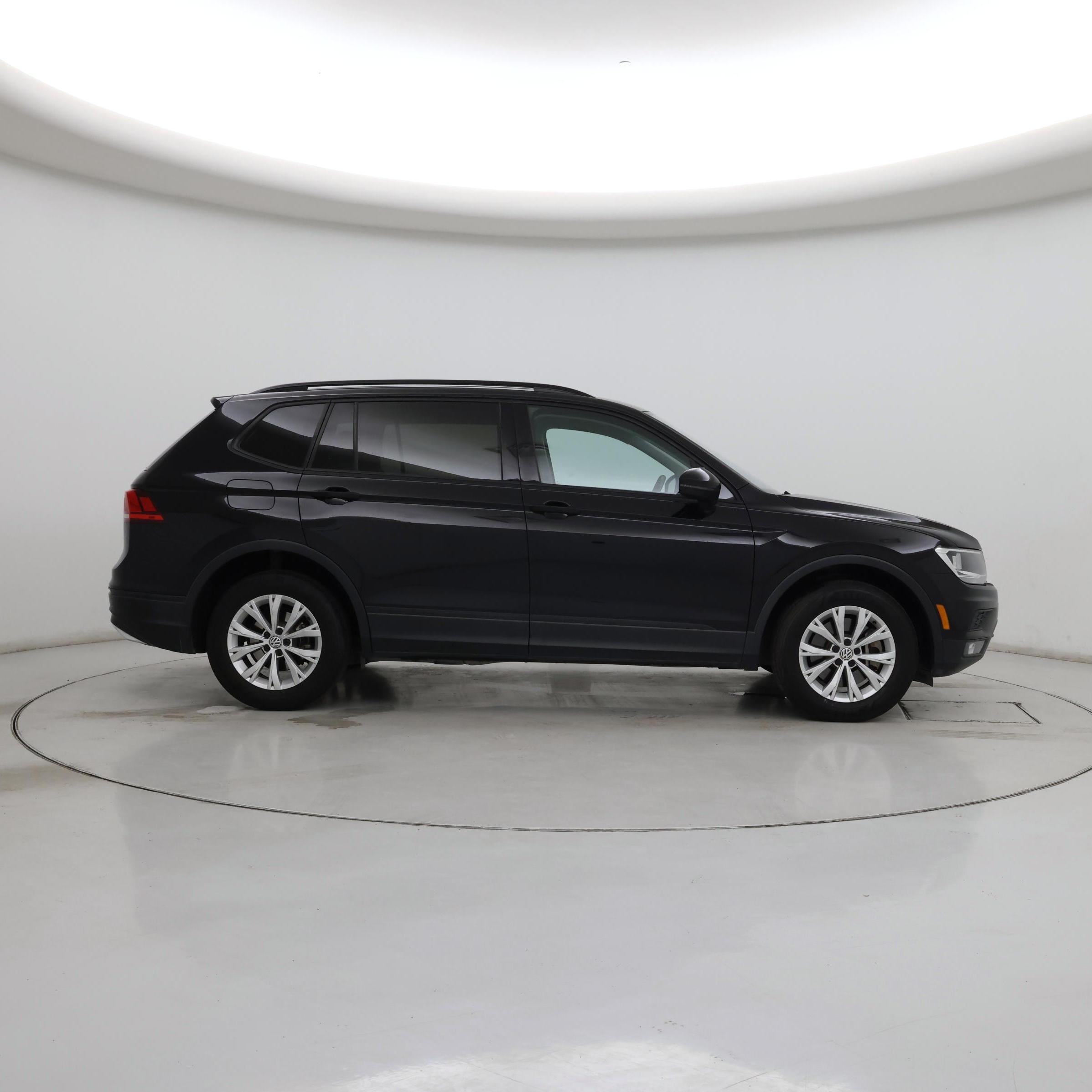 Thumbnail: 2018 Volkswagen Tiguan - 7