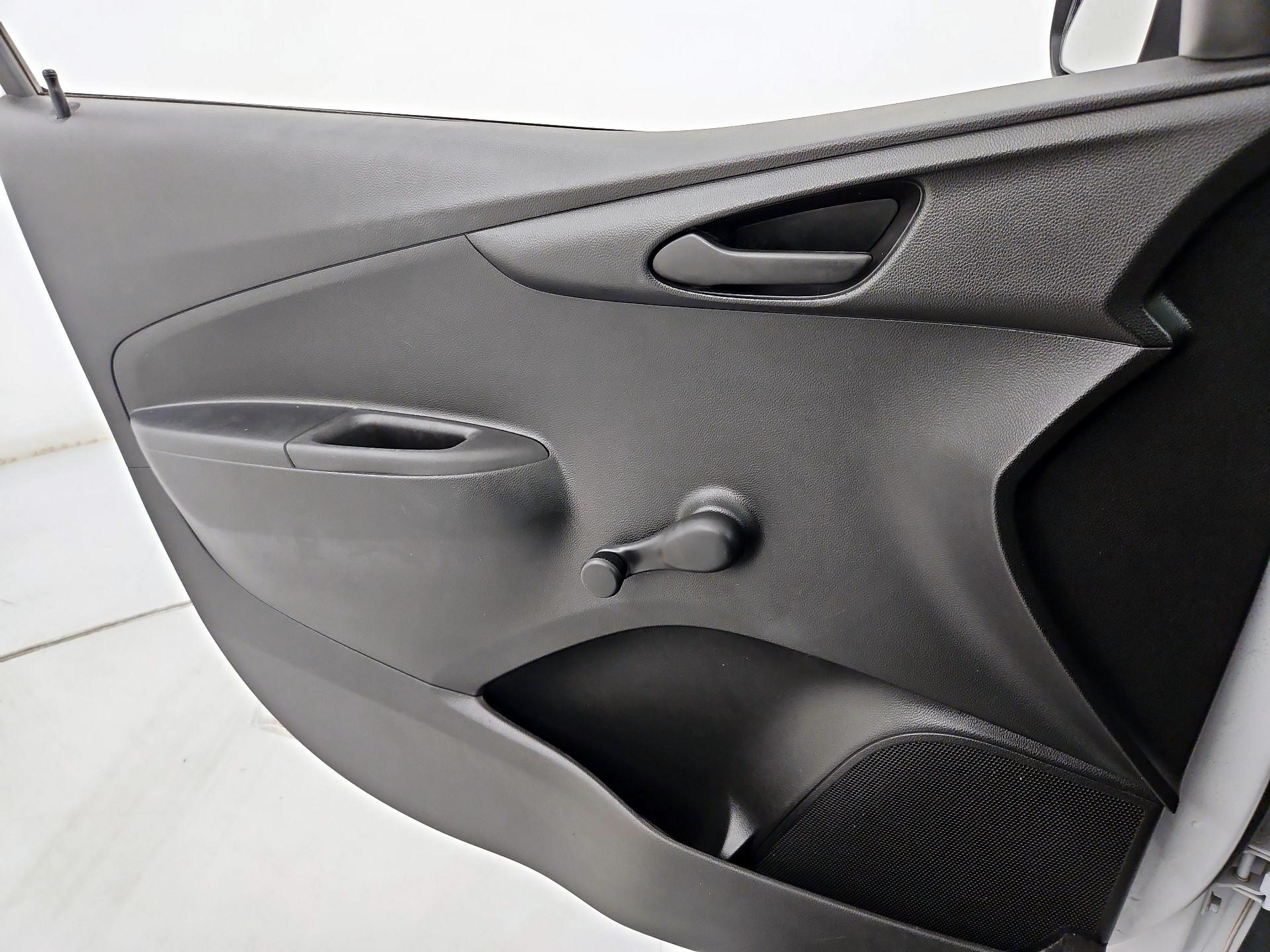 Thumbnail: 2018 Chevrolet Spark - 12