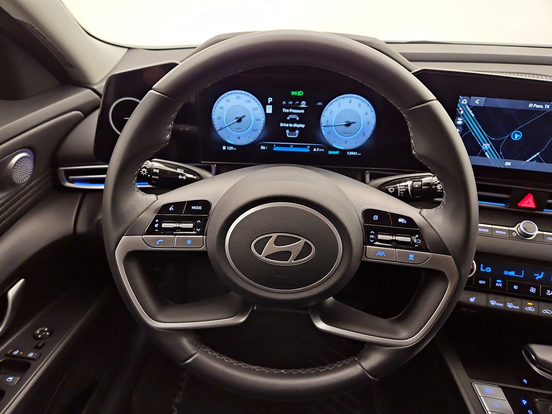 Thumbnail: 2024 Hyundai Elantra - 10