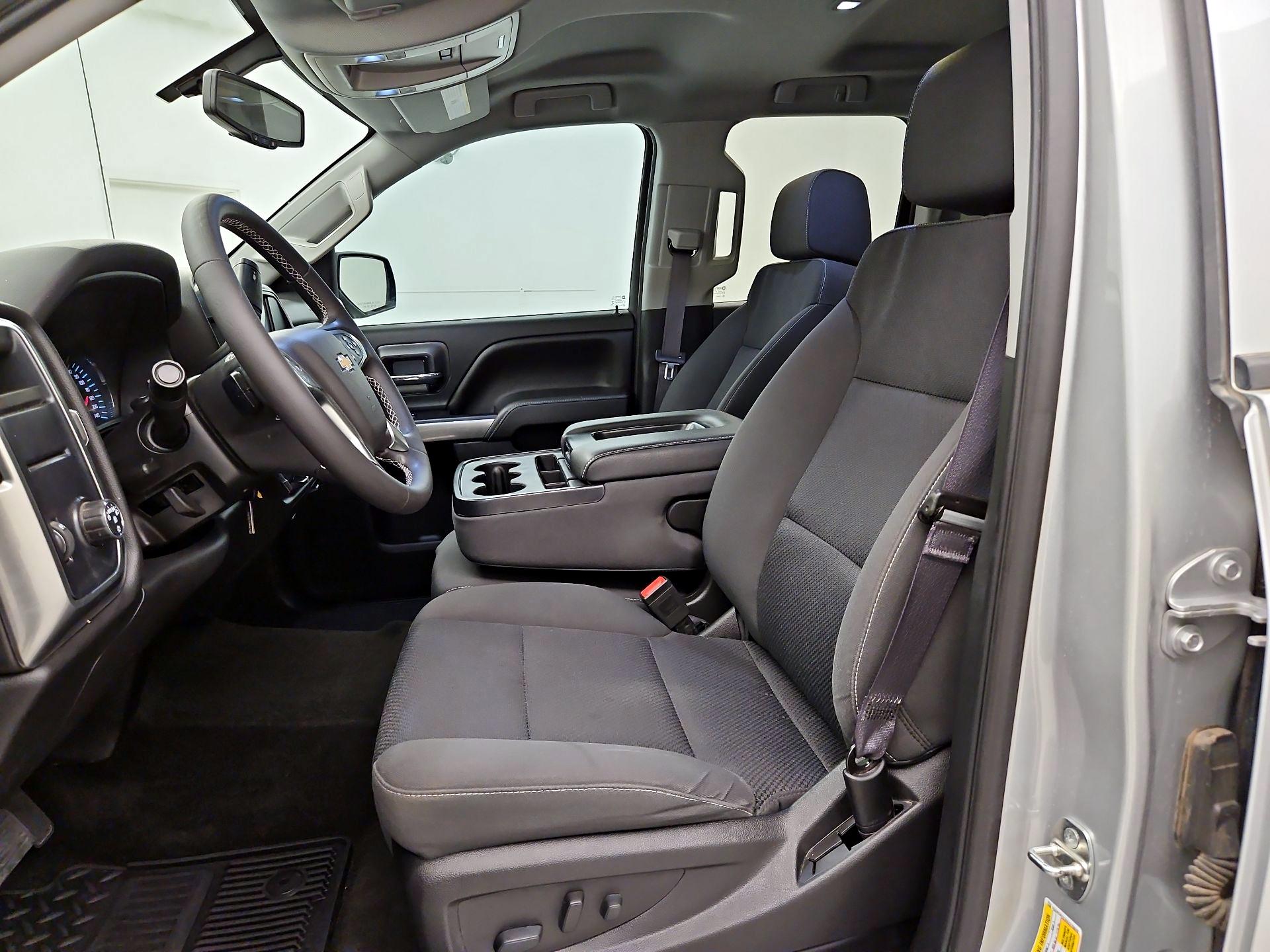 Thumbnail: 2017 Chevrolet Silverado 1500 - 11