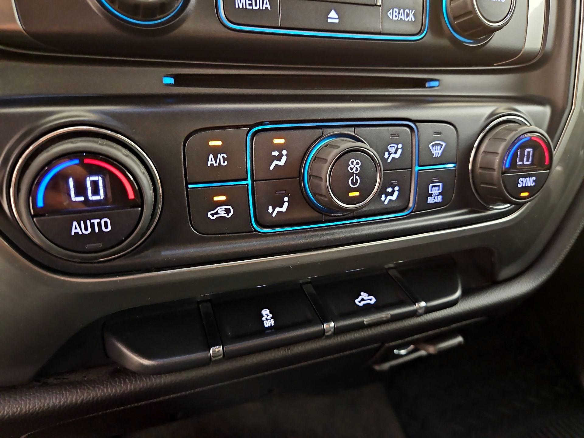 Thumbnail: 2017 Chevrolet Silverado 1500 - 16