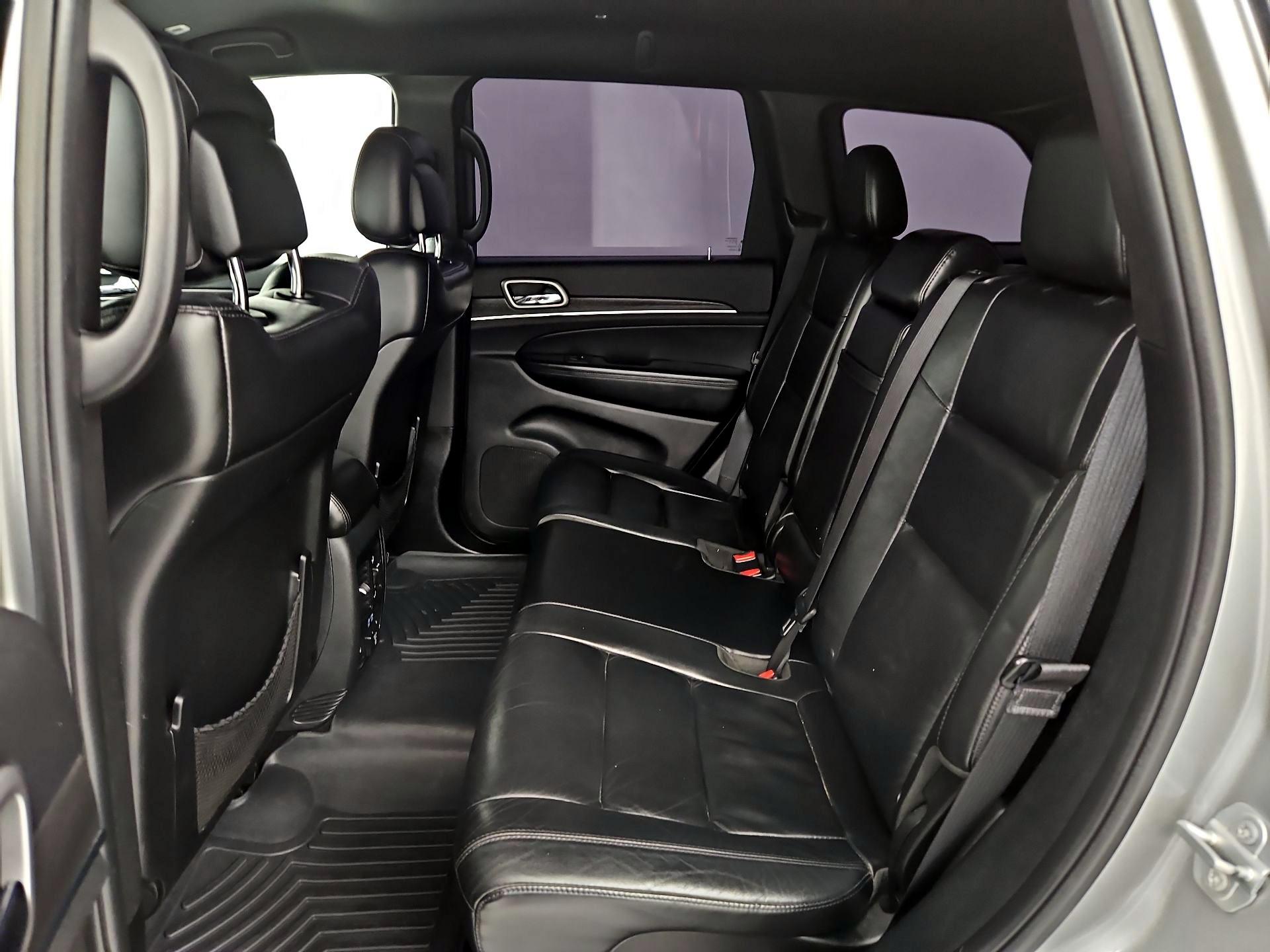 Thumbnail: 2018 Jeep Grand Cherokee - 19