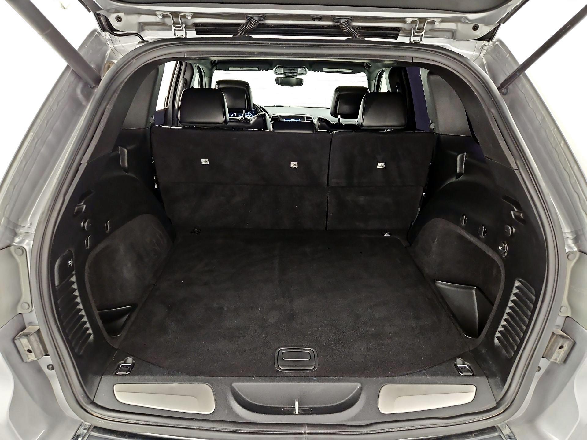 Thumbnail: 2018 Jeep Grand Cherokee - 20