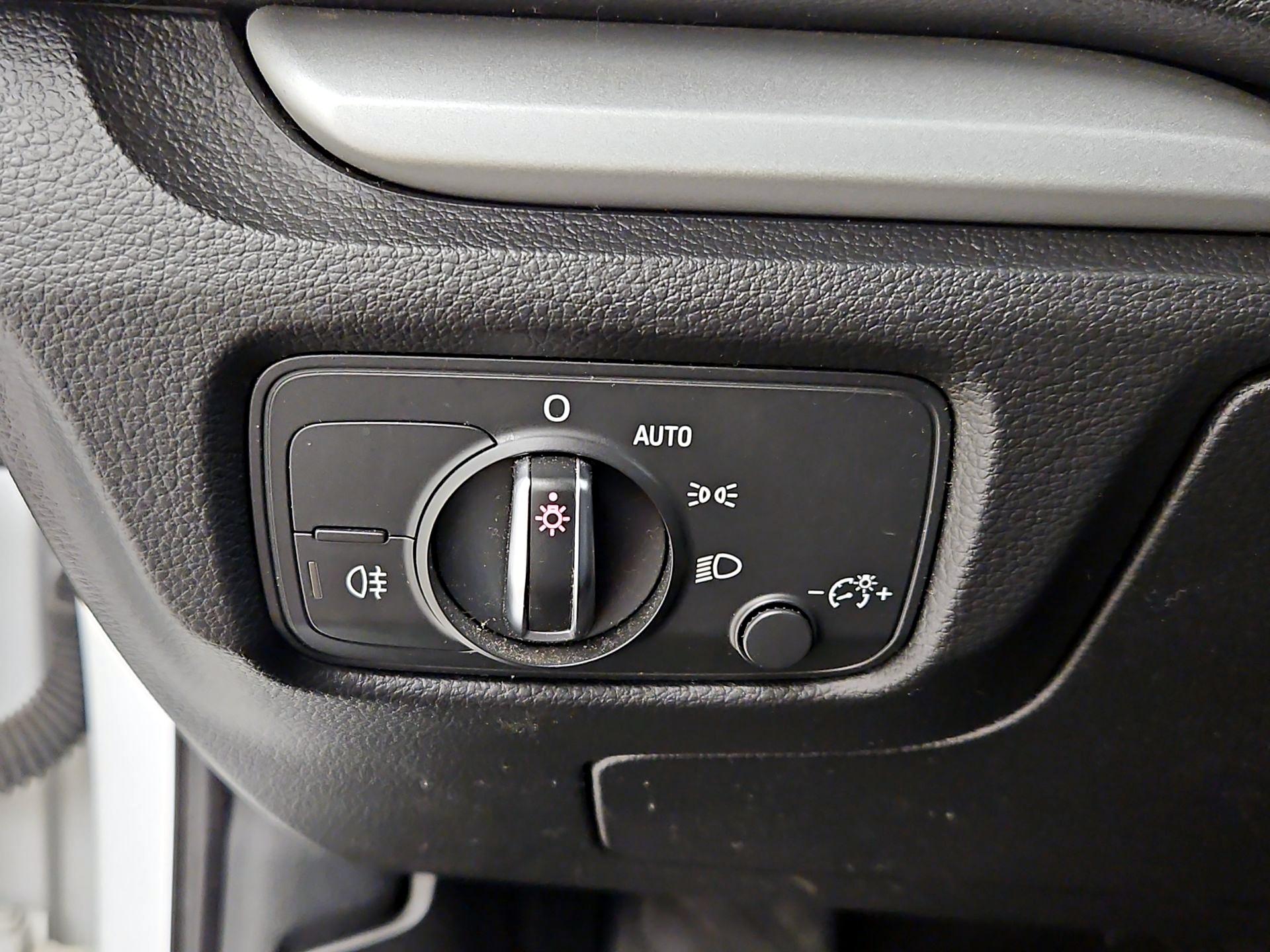 Thumbnail: 2016 Audi A3 - 13