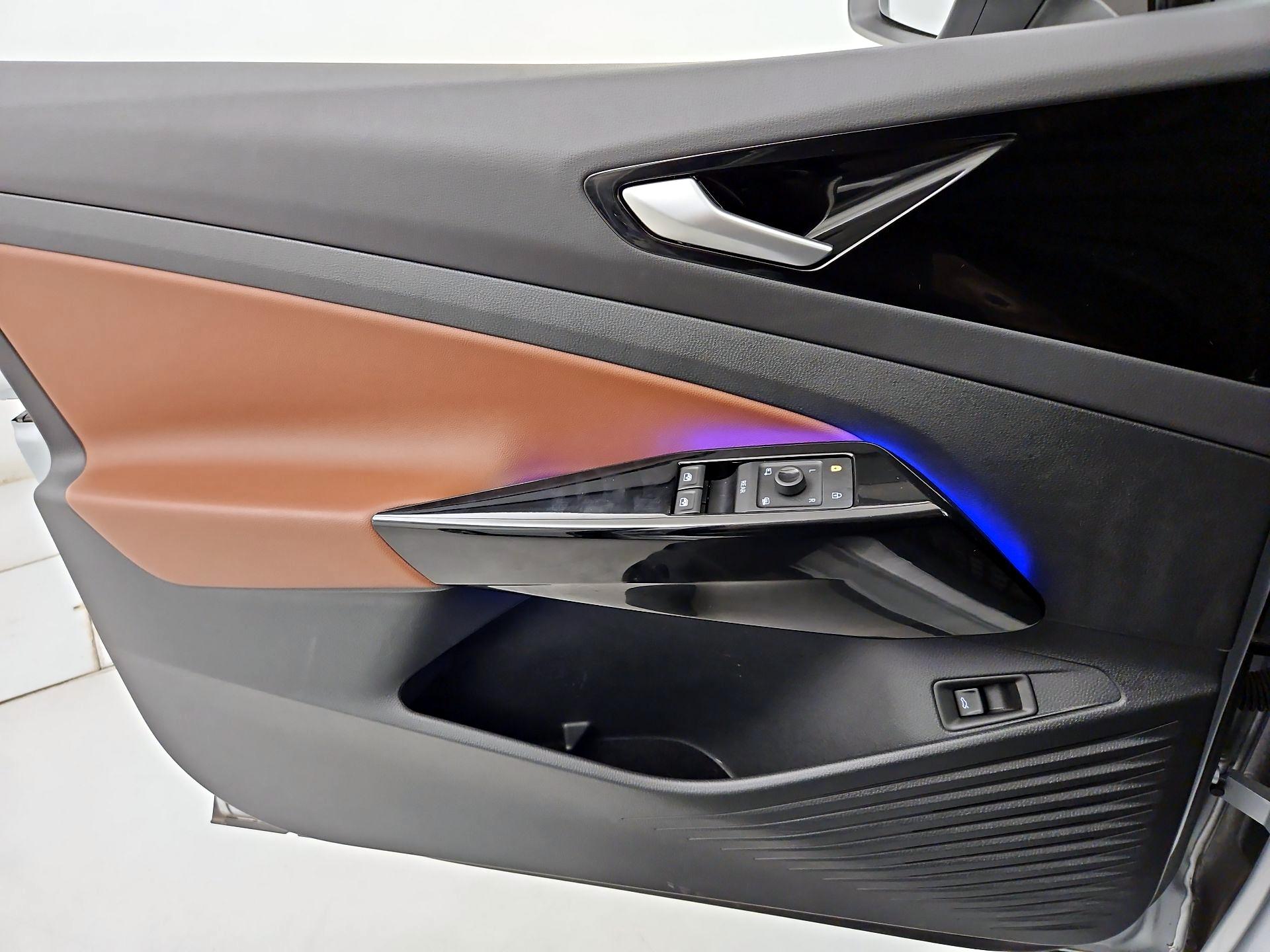 Thumbnail: 2022 Volkswagen ID.4 - 12