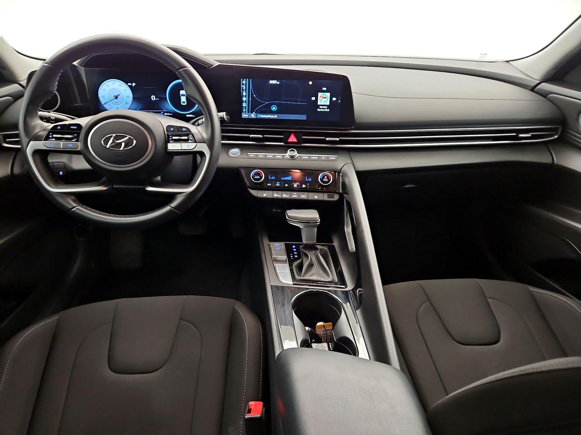 Thumbnail: 2023 Hyundai Elantra - 9