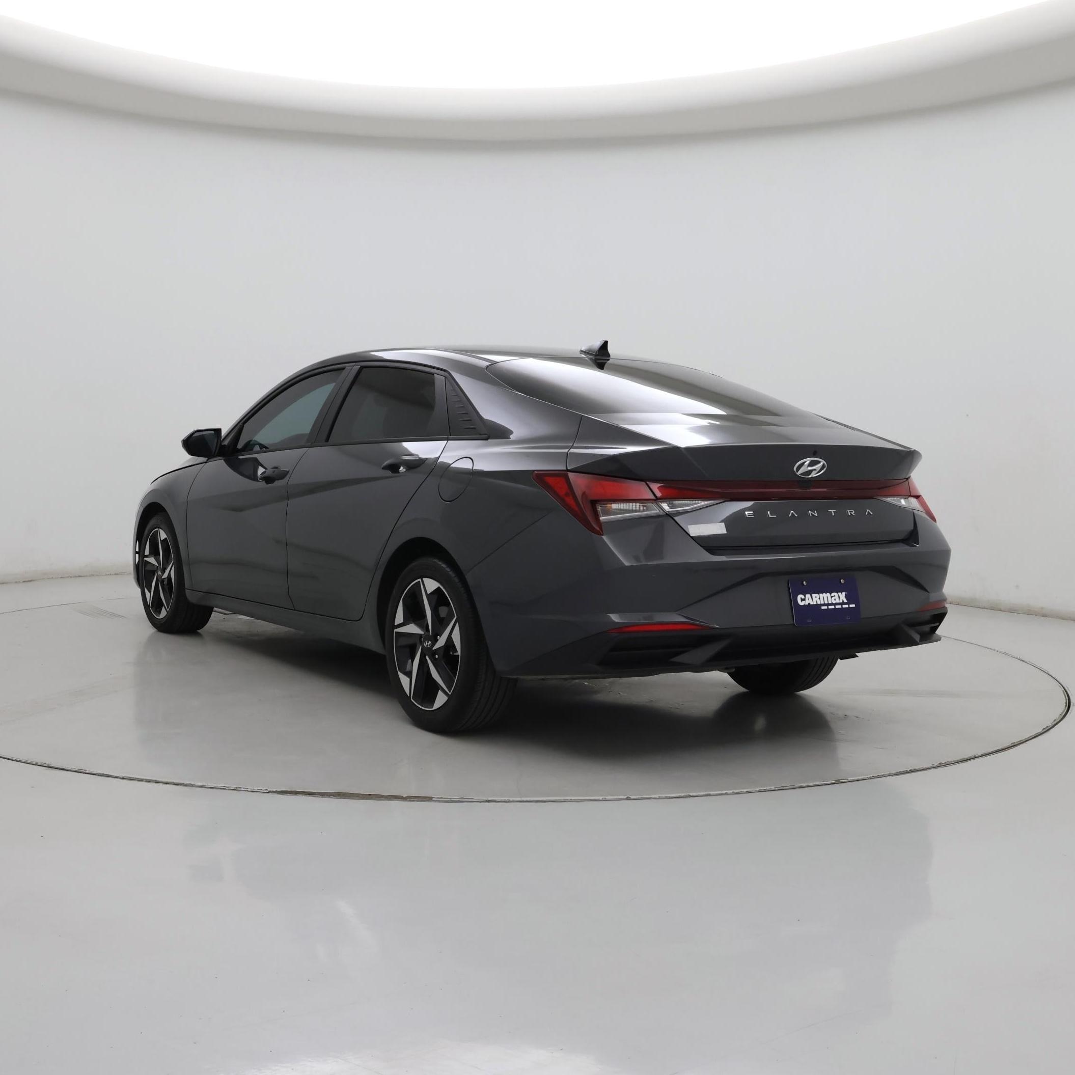 Thumbnail: 2023 Hyundai Elantra - 2