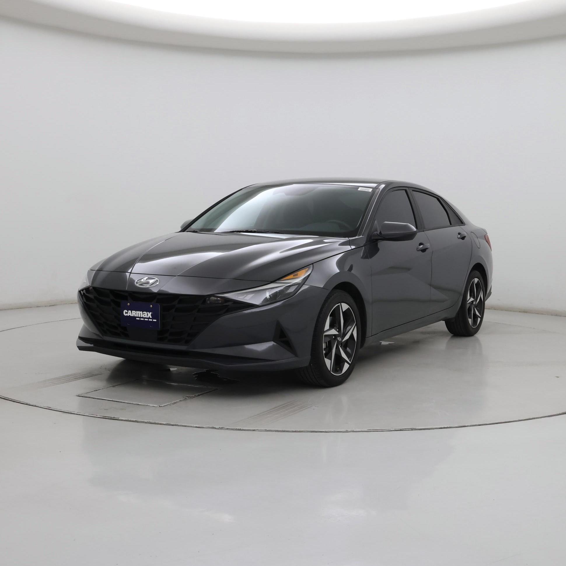 Thumbnail: 2023 Hyundai Elantra - 4
