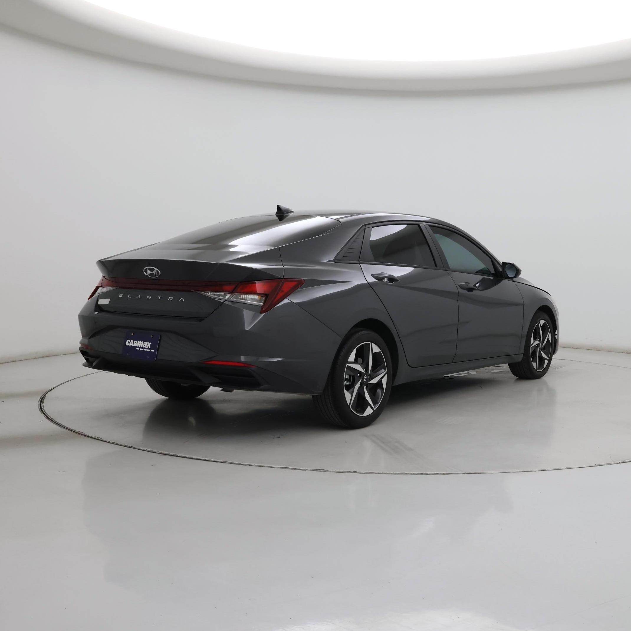 Thumbnail: 2023 Hyundai Elantra - 8