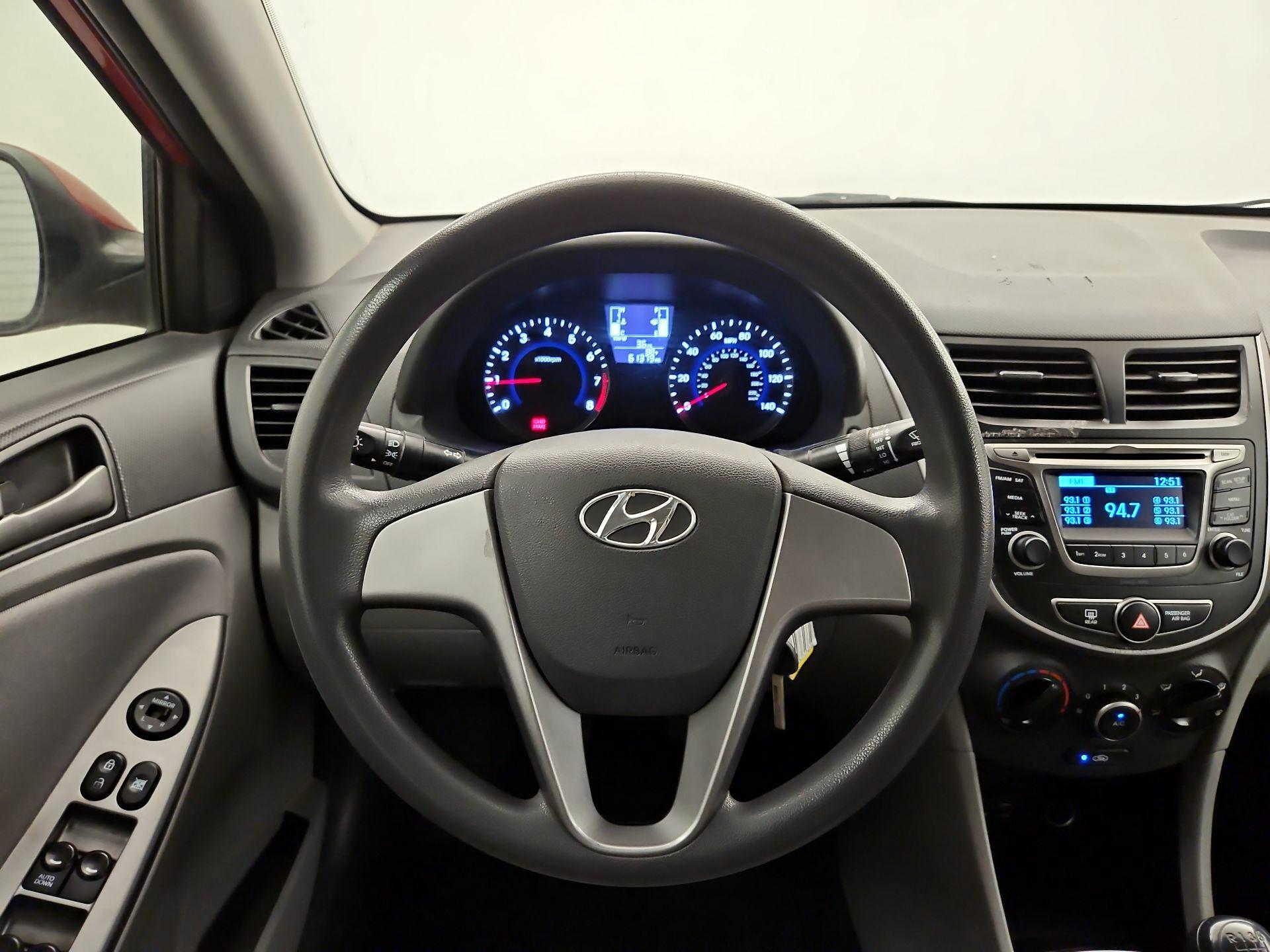 Thumbnail: 2016 Hyundai Accent - 10