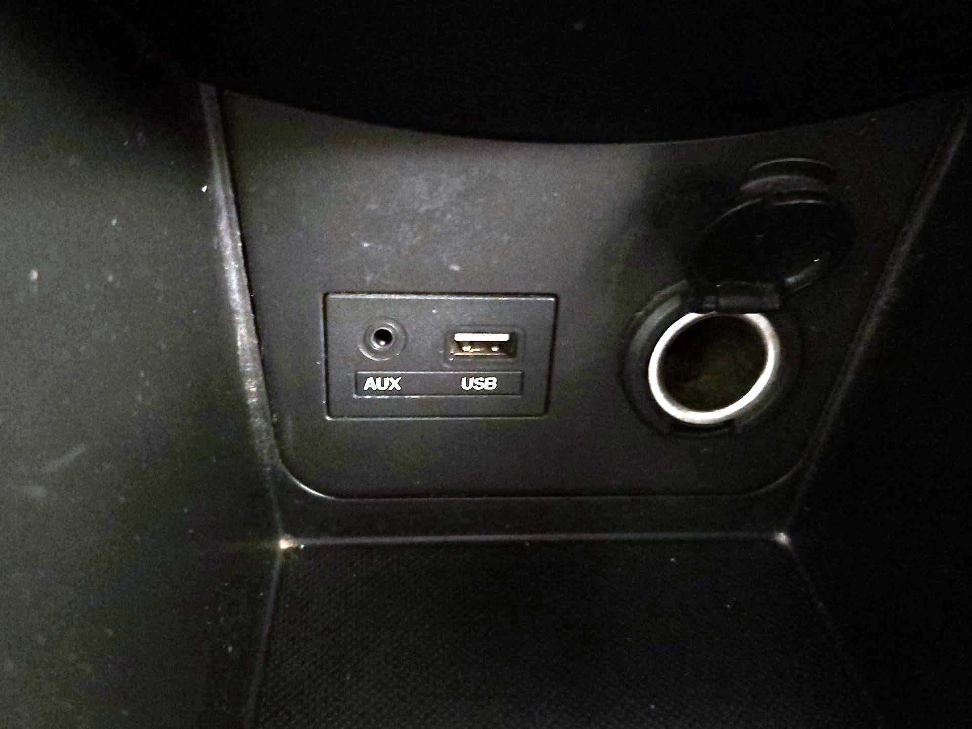Thumbnail: 2016 Hyundai Accent - 17