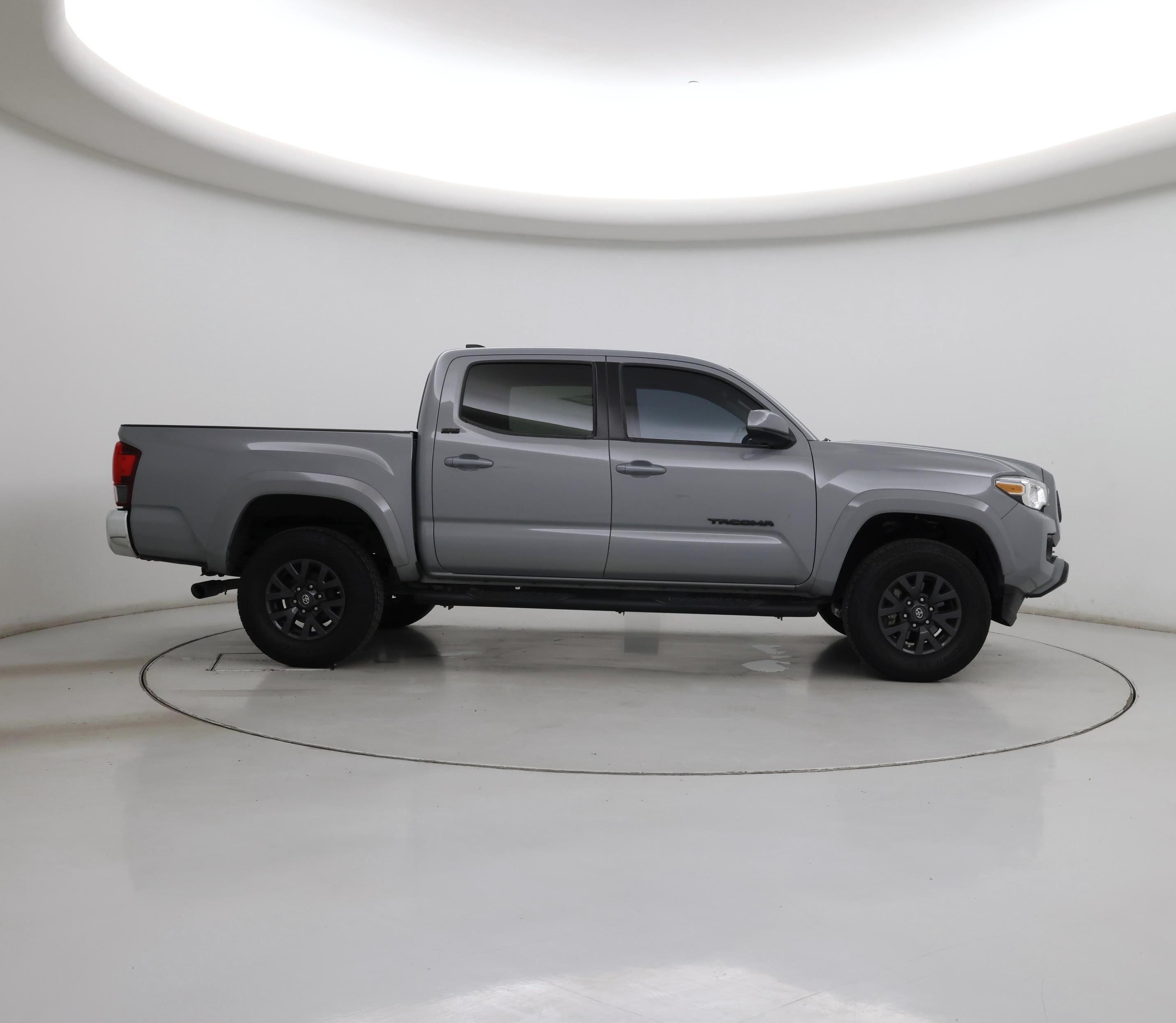 Thumbnail: 2020 Toyota Tacoma - 7