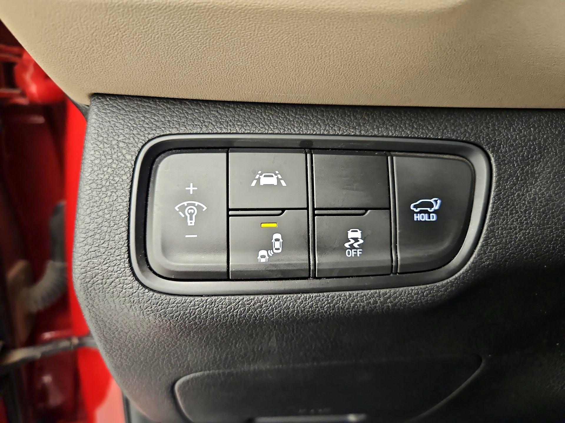Thumbnail: 2019 Hyundai Santa Fe - 13