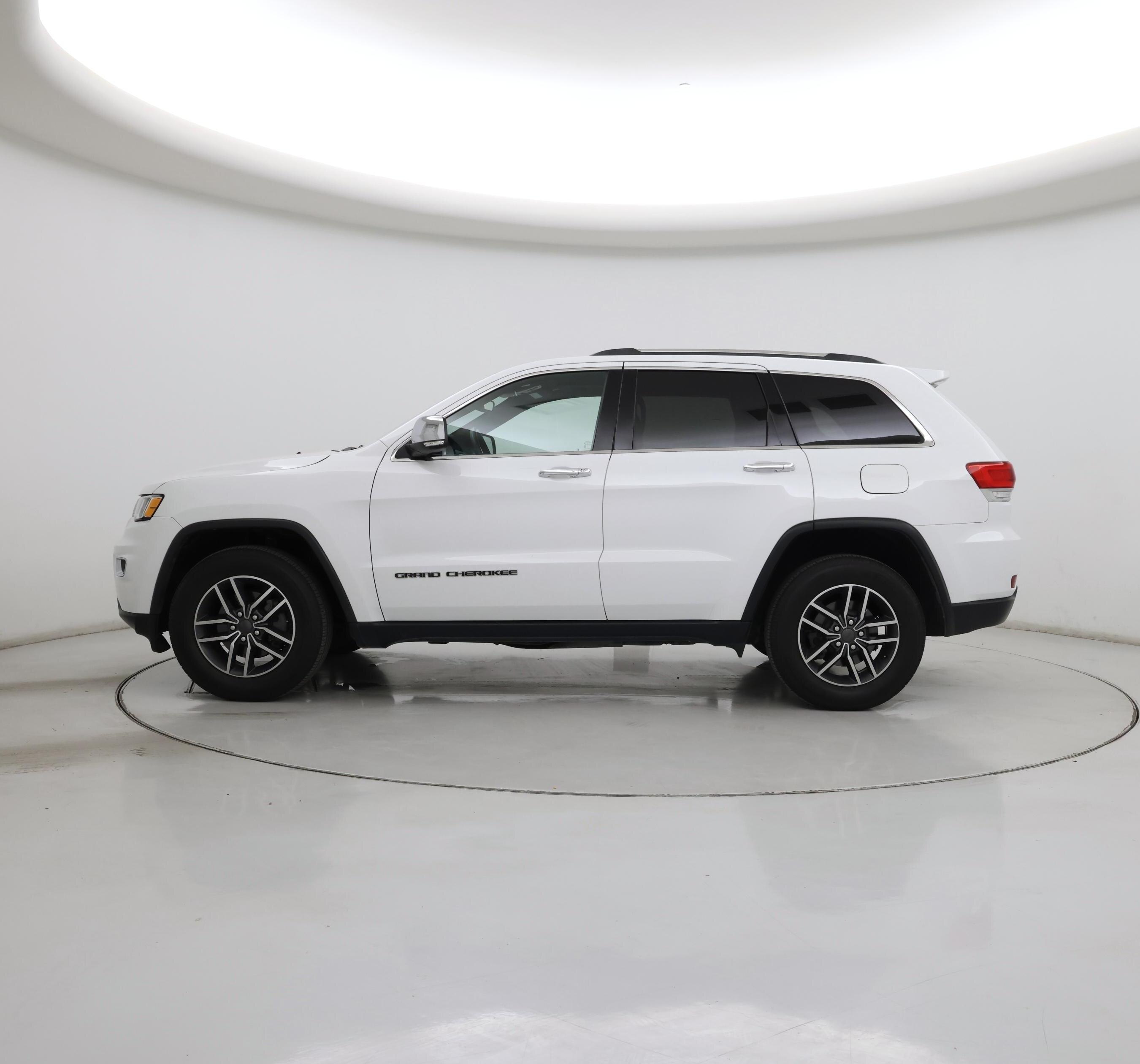 Thumbnail: 2019 Jeep Grand Cherokee - 3