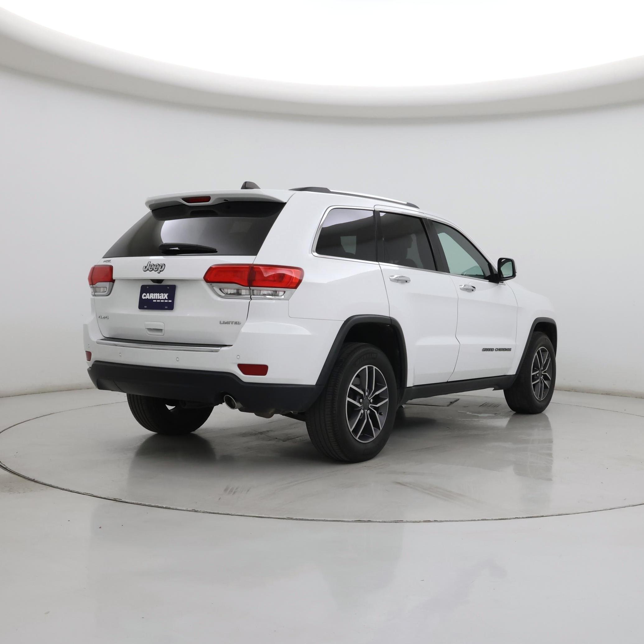 Thumbnail: 2019 Jeep Grand Cherokee - 8
