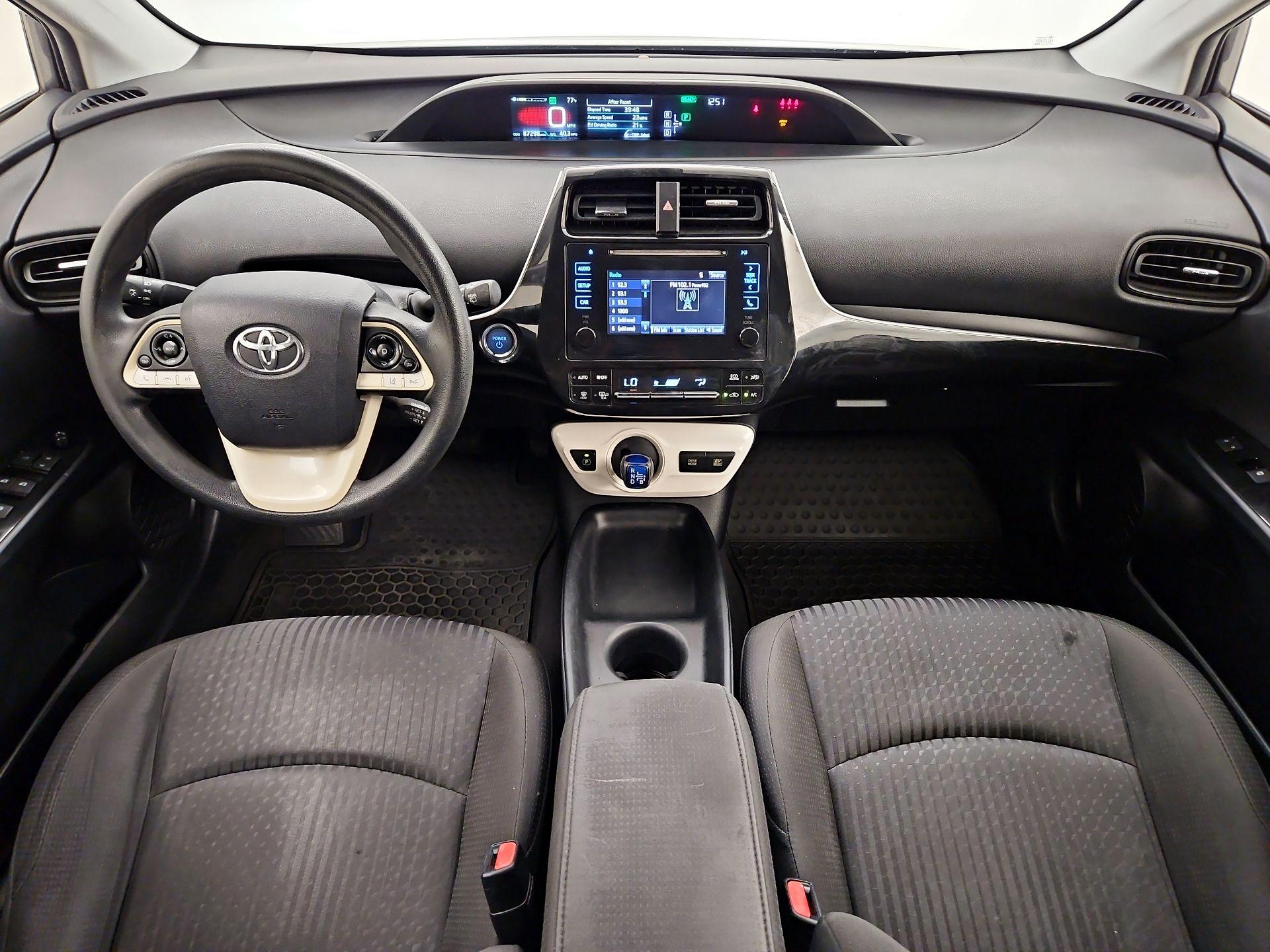 Thumbnail: 2017 Toyota Prius - 9