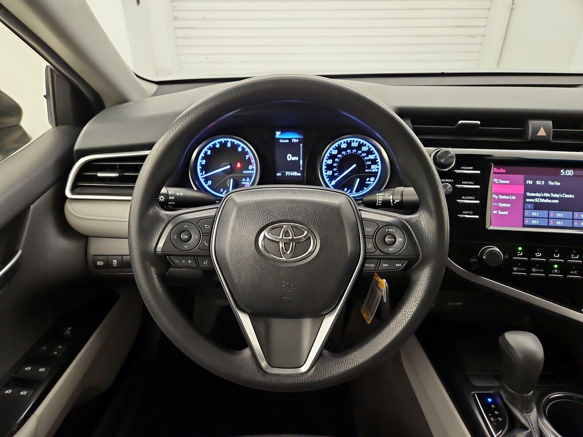 Thumbnail: 2018 Toyota Camry - 10