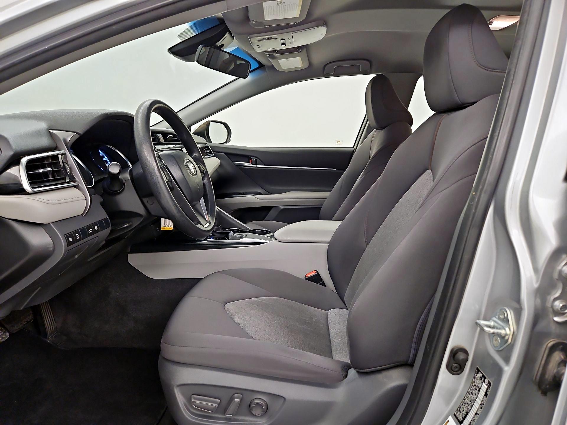 Thumbnail: 2018 Toyota Camry - 11