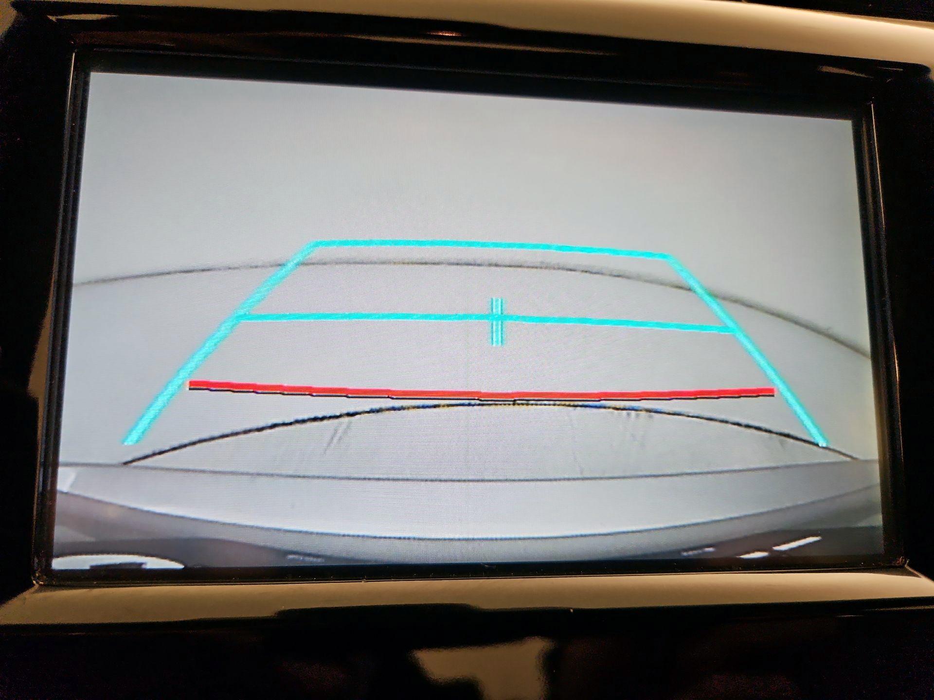 Thumbnail: 2018 Toyota Camry - 14