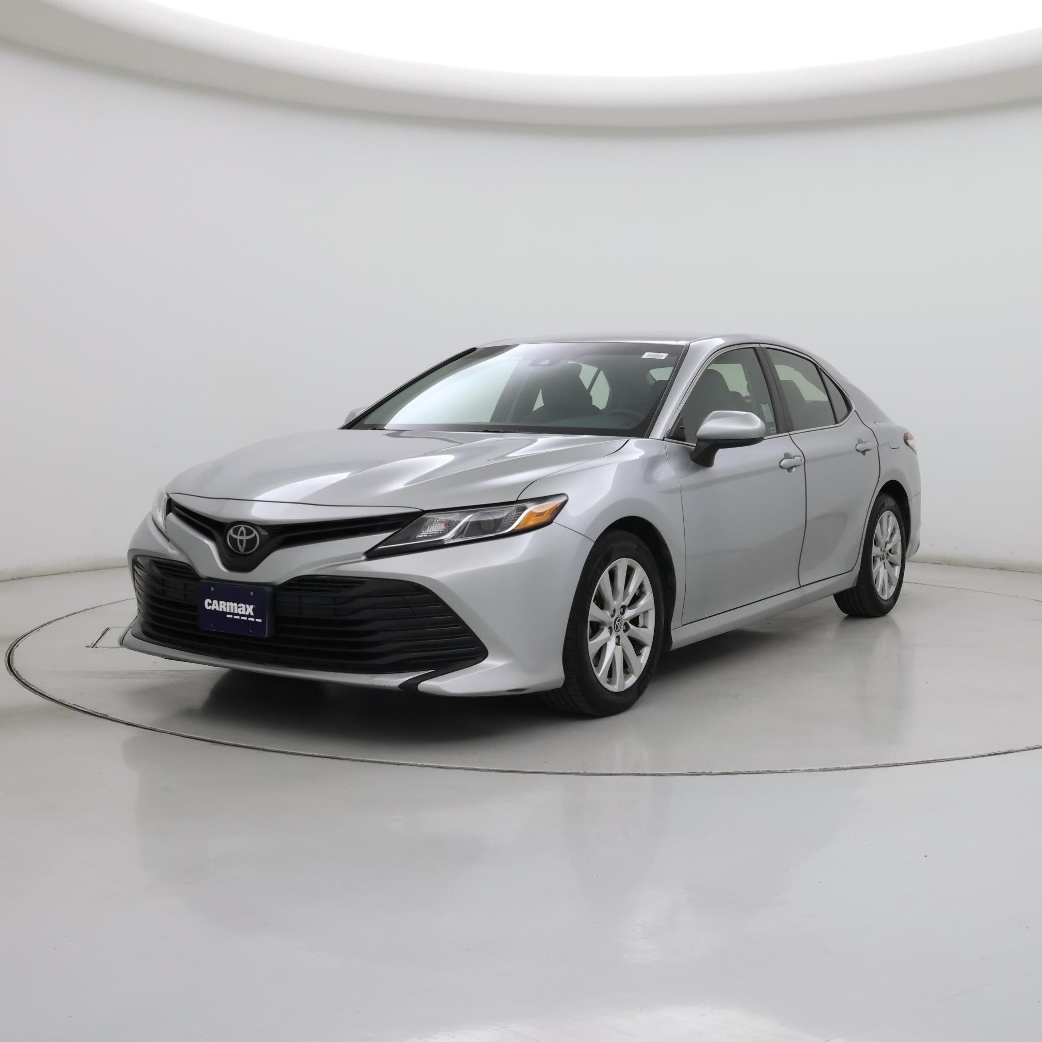 Thumbnail: 2018 Toyota Camry - 4