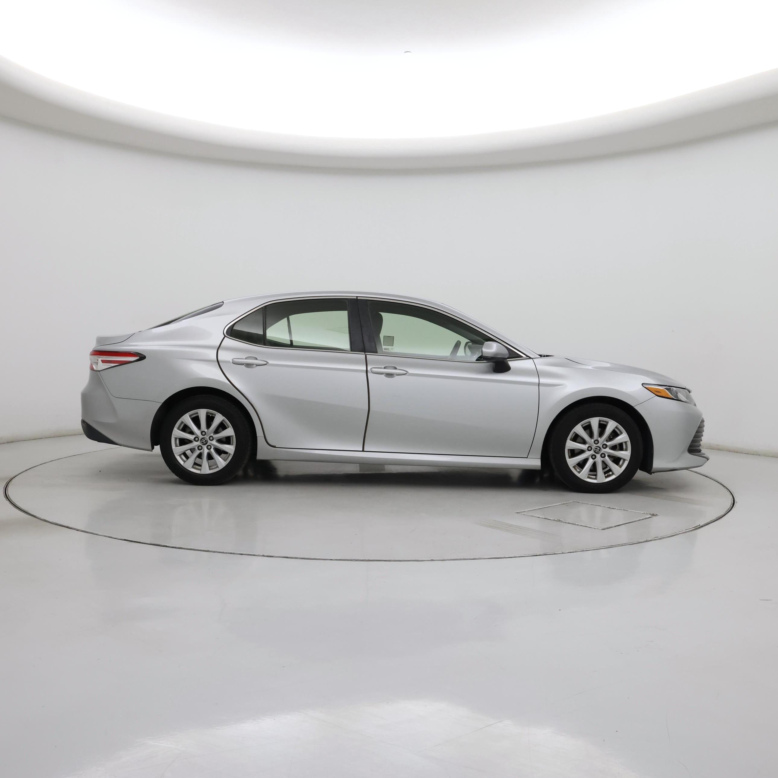 Thumbnail: 2018 Toyota Camry - 7