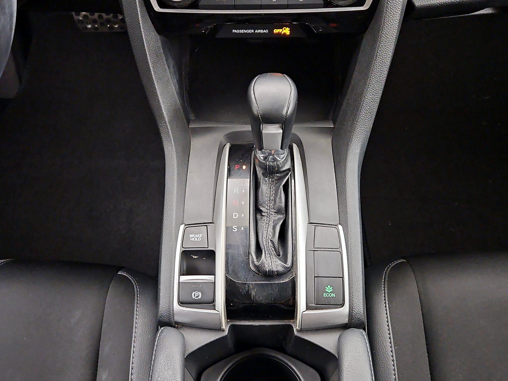 Thumbnail: 2019 Honda Civic - 17