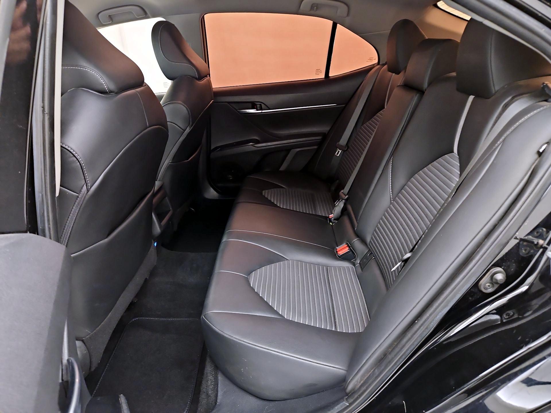 Thumbnail: 2020 Toyota Camry - 19
