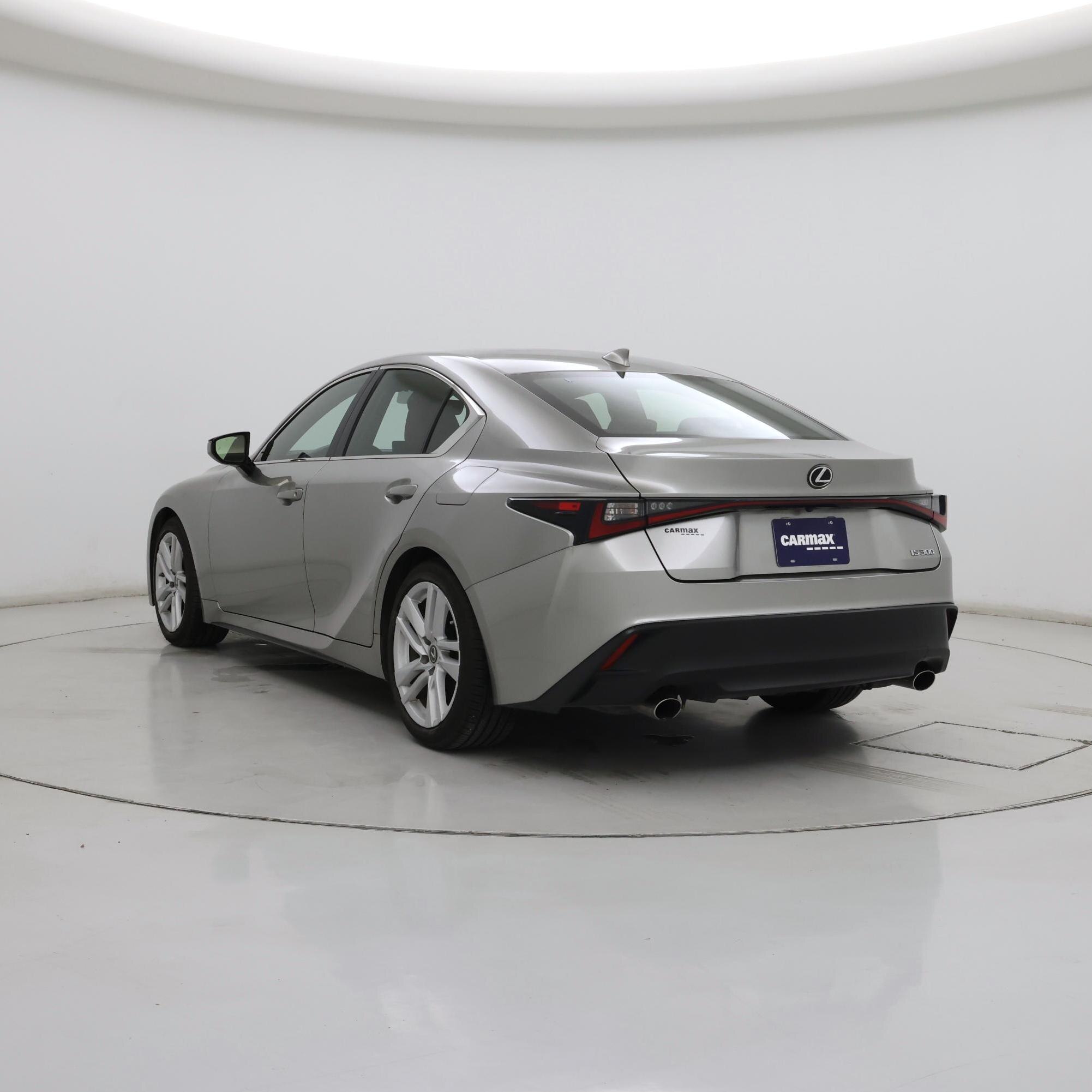 Thumbnail: 2021 Lexus IS - 2