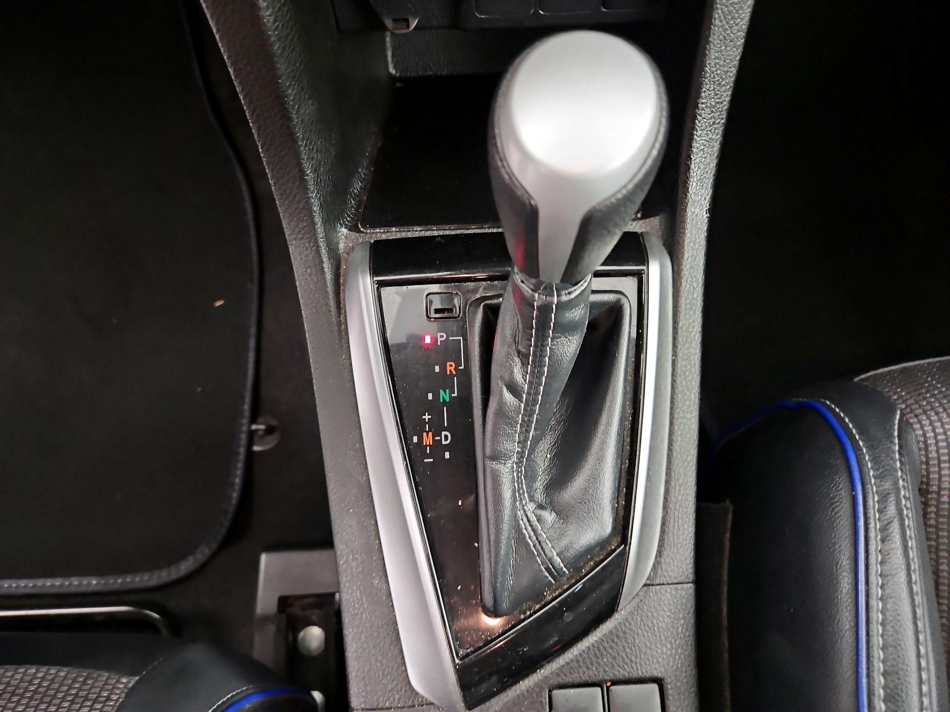 Thumbnail: 2019 Toyota Corolla - 17