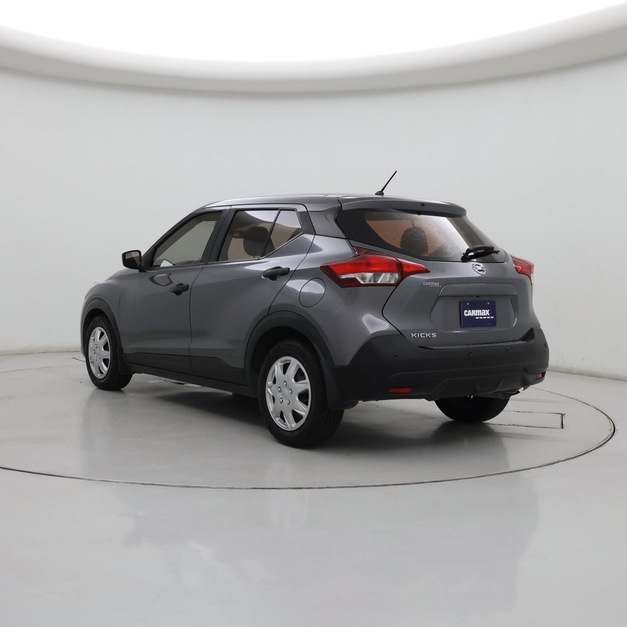 Thumbnail: 2020 Nissan Kicks - 2