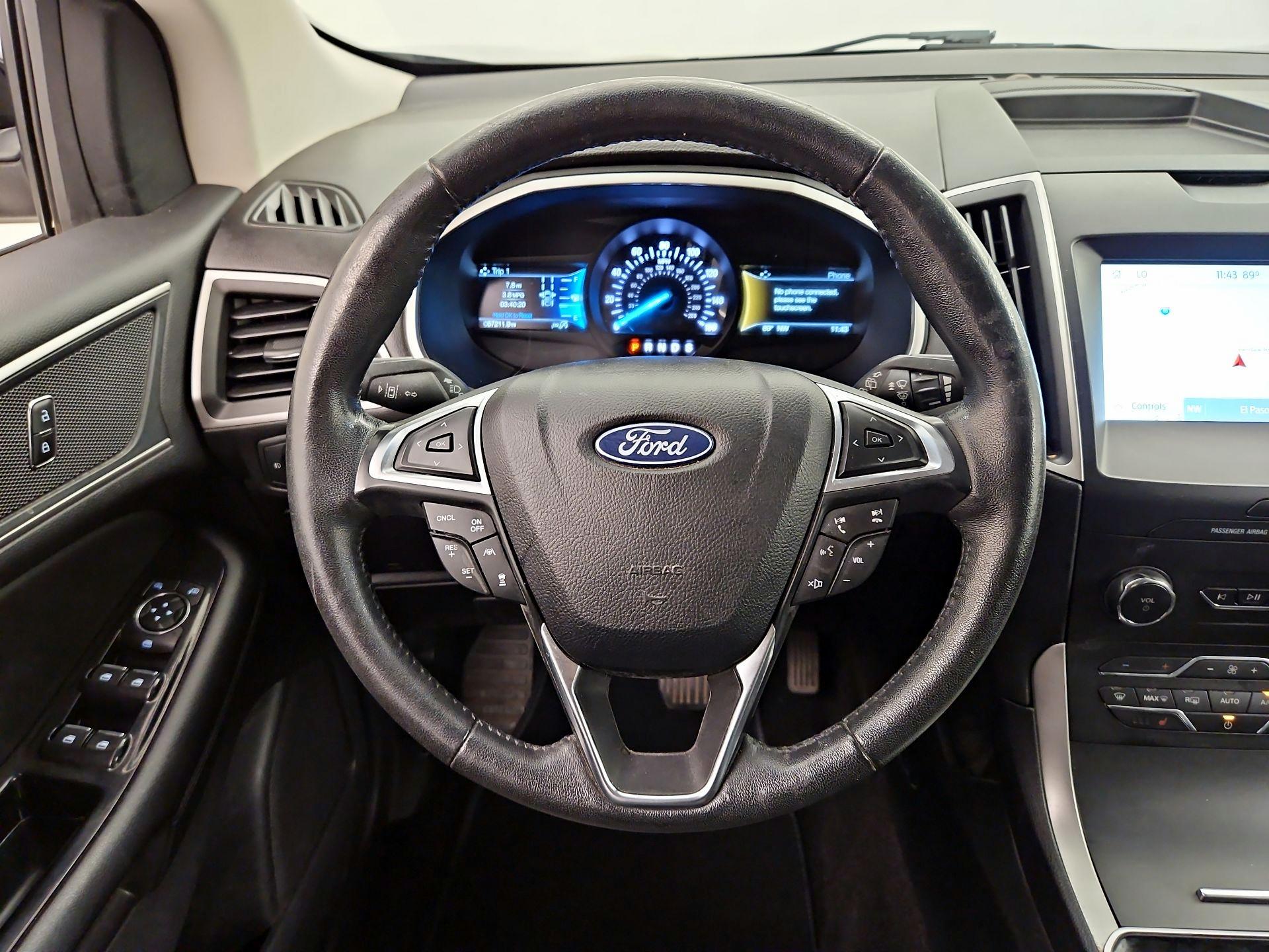Thumbnail: 2020 Ford Edge - 10