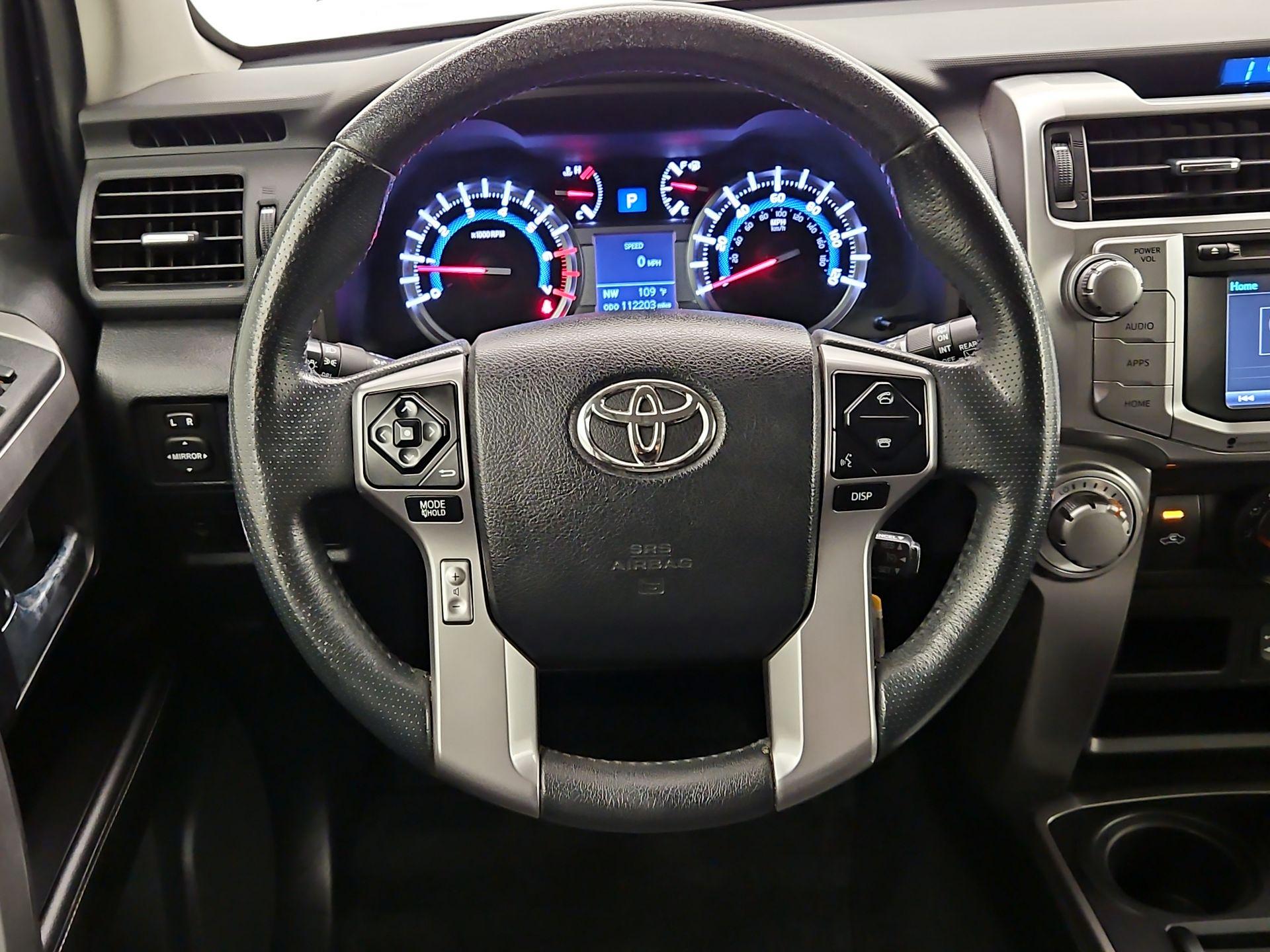 Thumbnail: 2015 Toyota 4Runner - 10