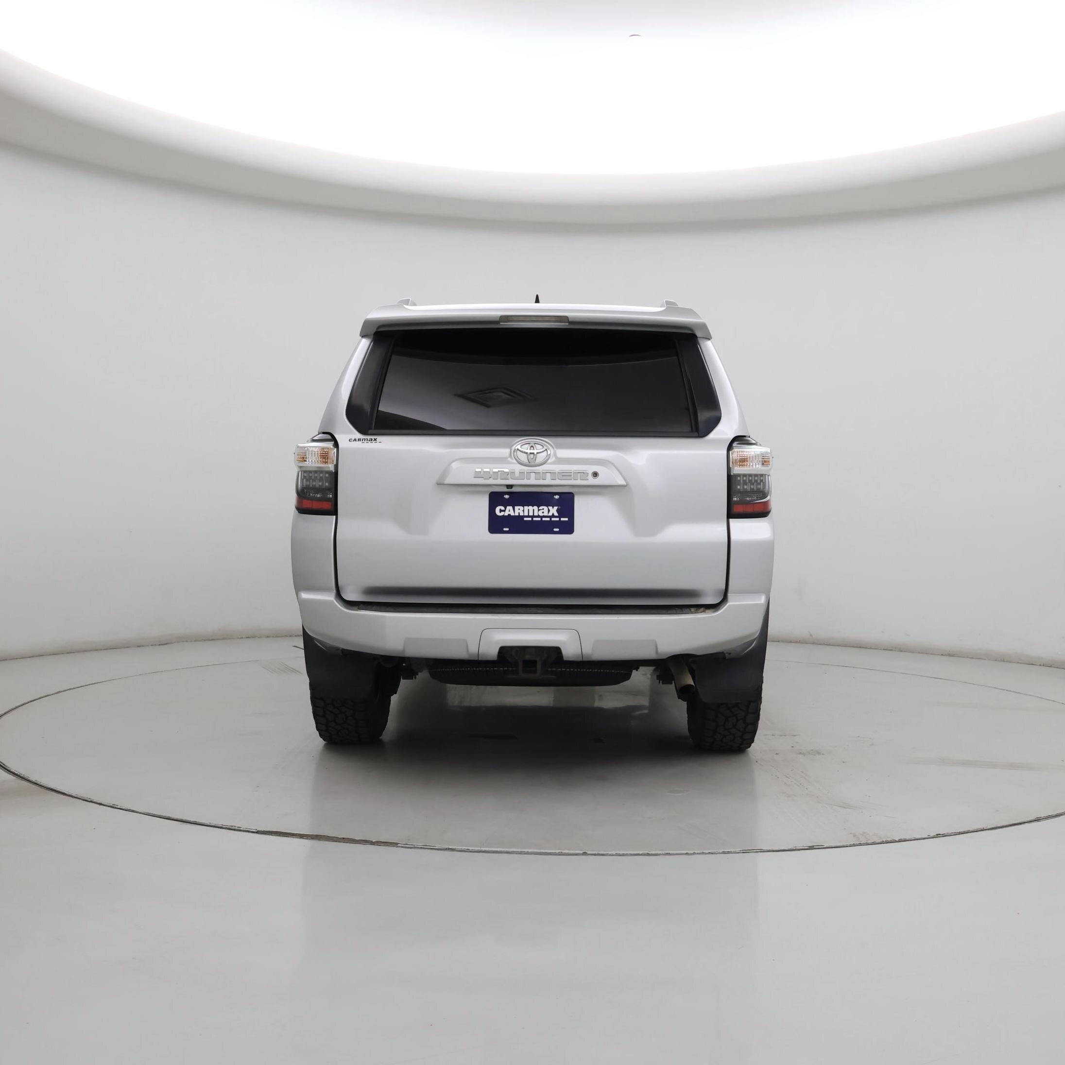 Thumbnail: 2015 Toyota 4Runner - 6