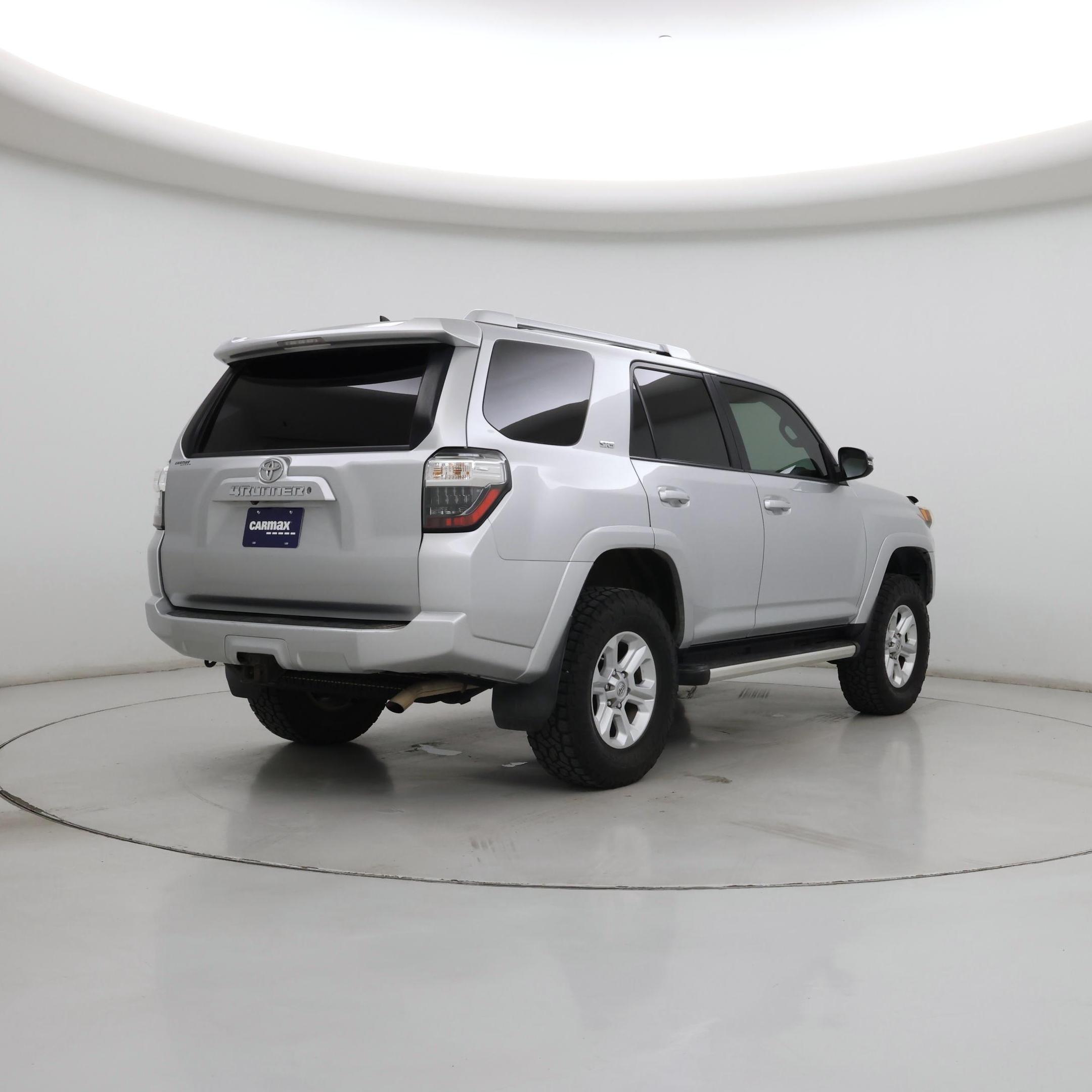 Thumbnail: 2015 Toyota 4Runner - 8