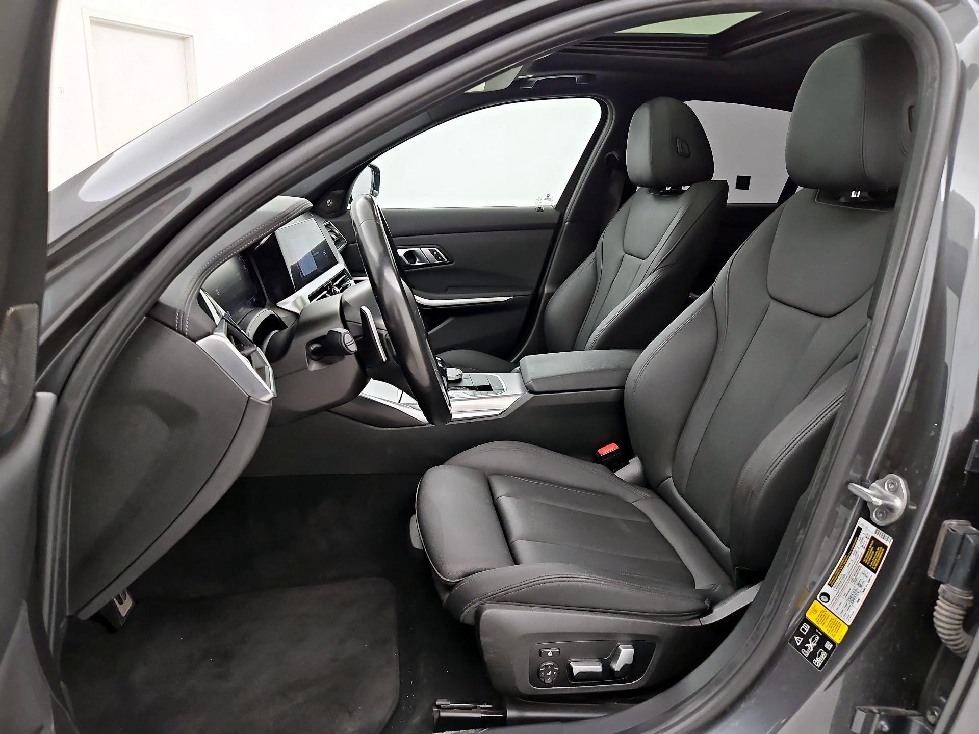 Thumbnail: 2021 BMW 3 Series - 11