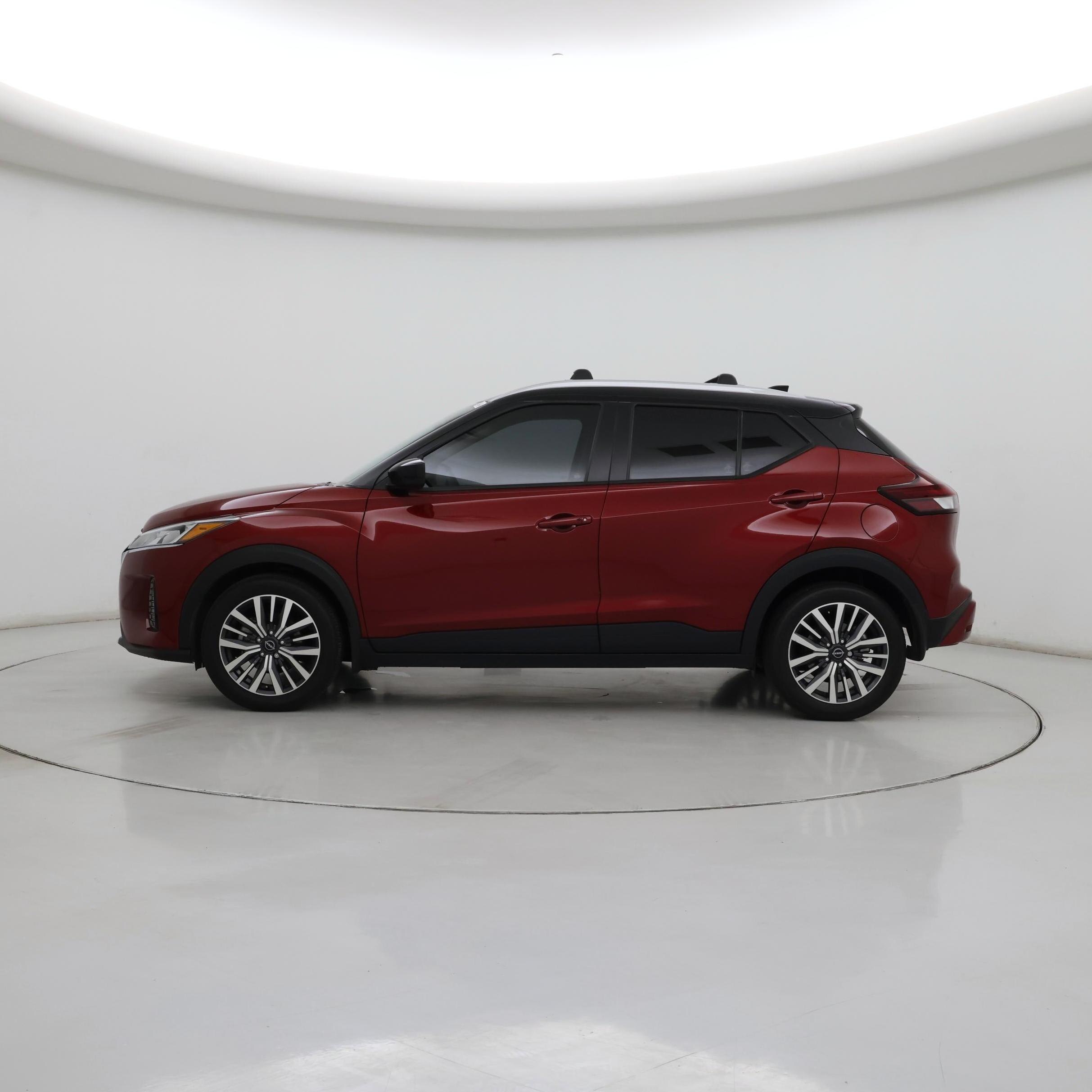 Thumbnail: 2023 Nissan Kicks - 3