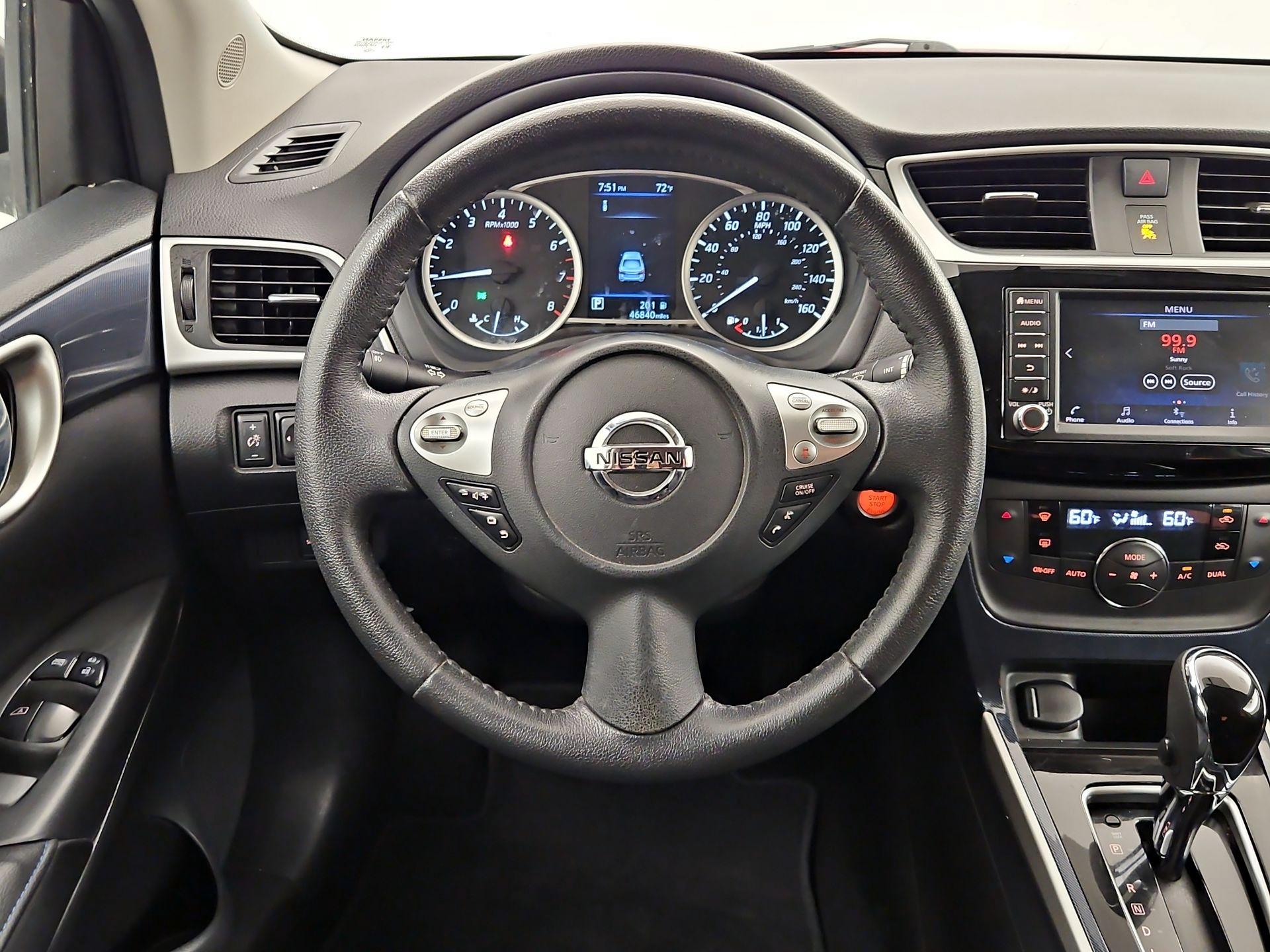 Thumbnail: 2019 Nissan Sentra - 10