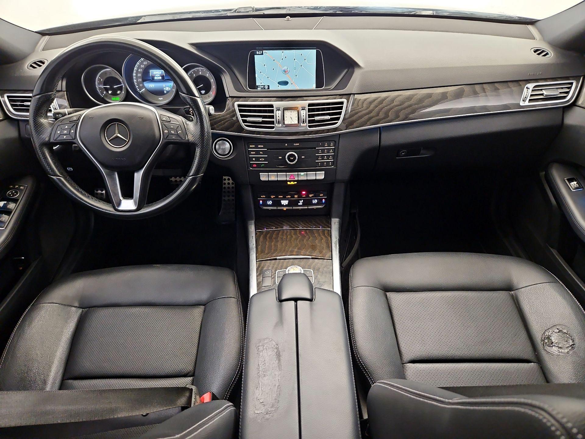 Thumbnail: 2016 Mercedes-Benz E-Class - 9