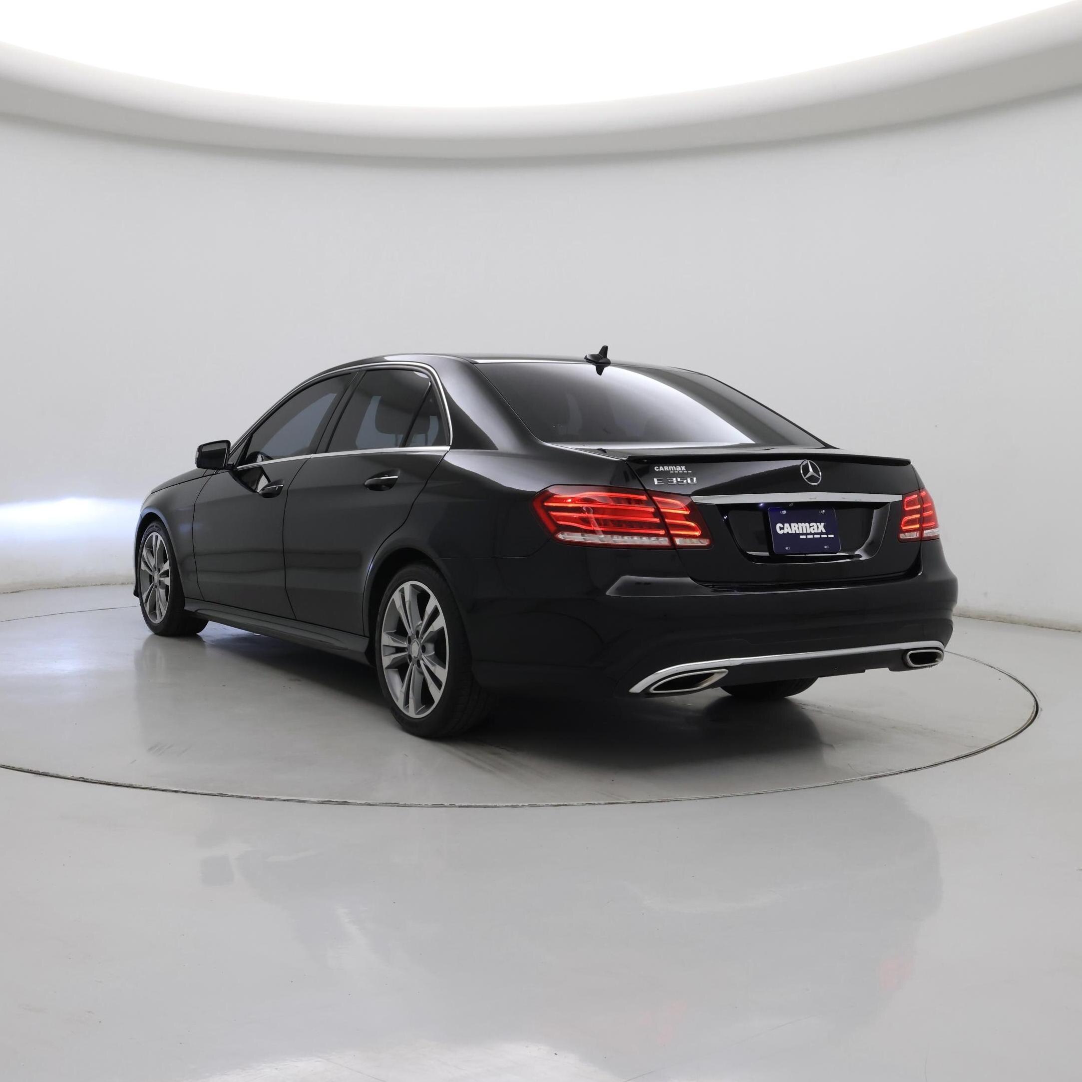 Thumbnail: 2016 Mercedes-Benz E-Class - 2