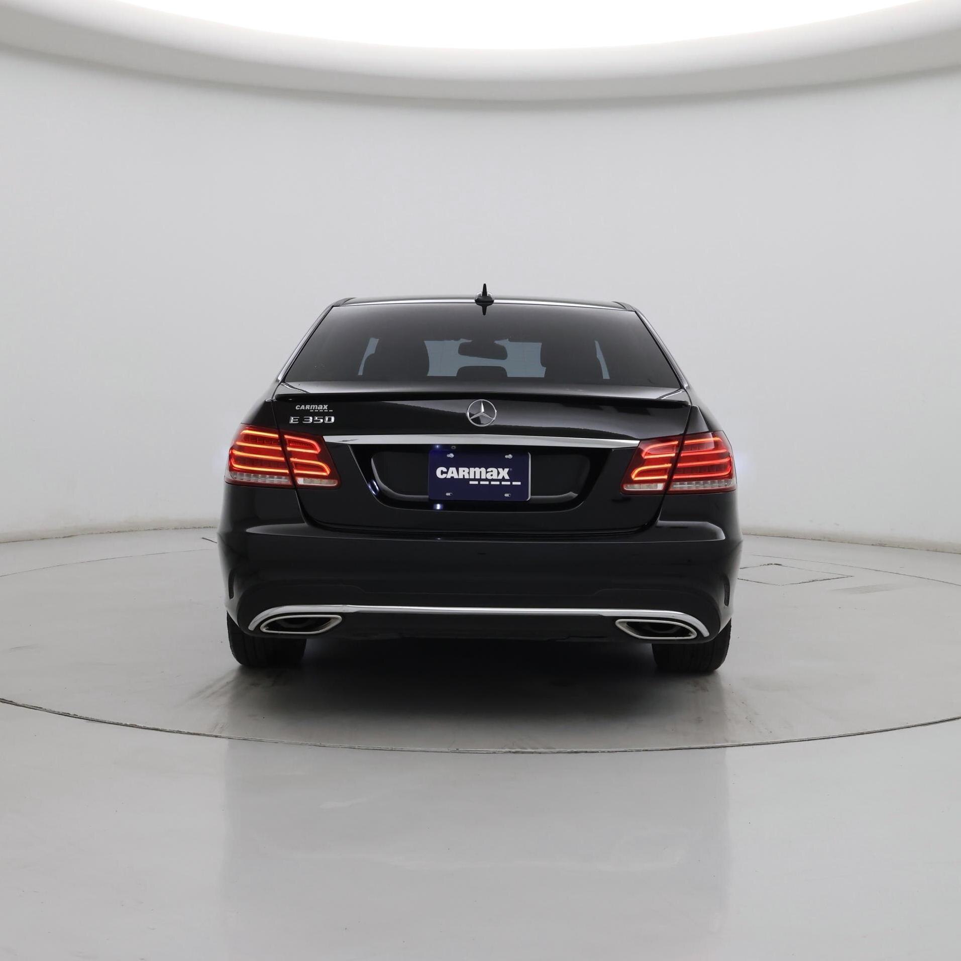 Thumbnail: 2016 Mercedes-Benz E-Class - 6