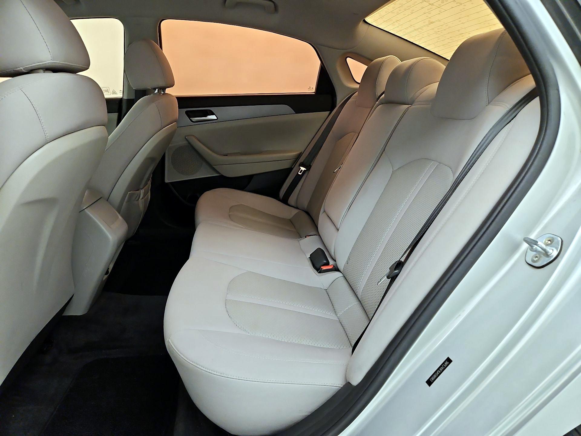Thumbnail: 2018 Hyundai Sonata - 19