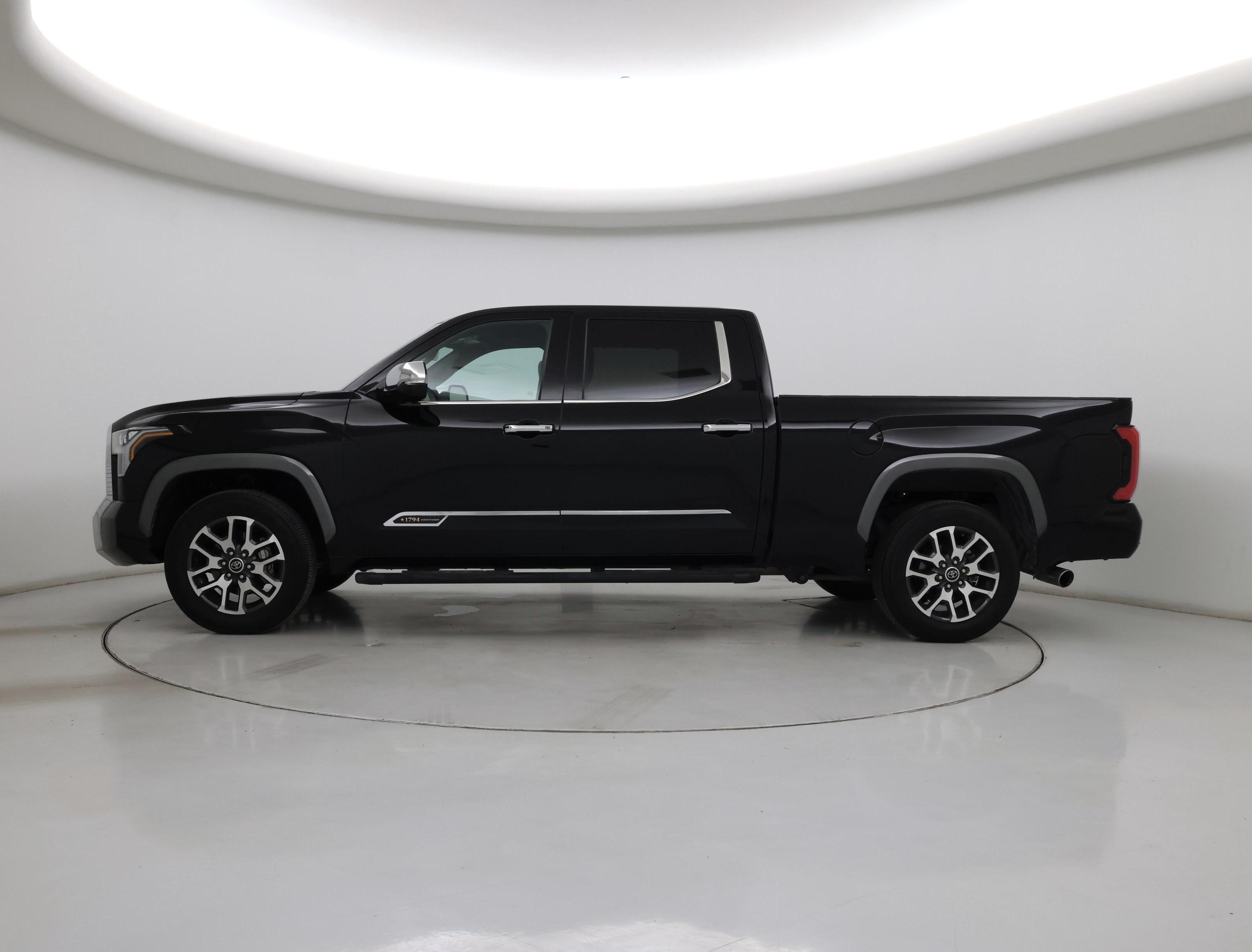 Thumbnail: 2023 Toyota Tundra - 3