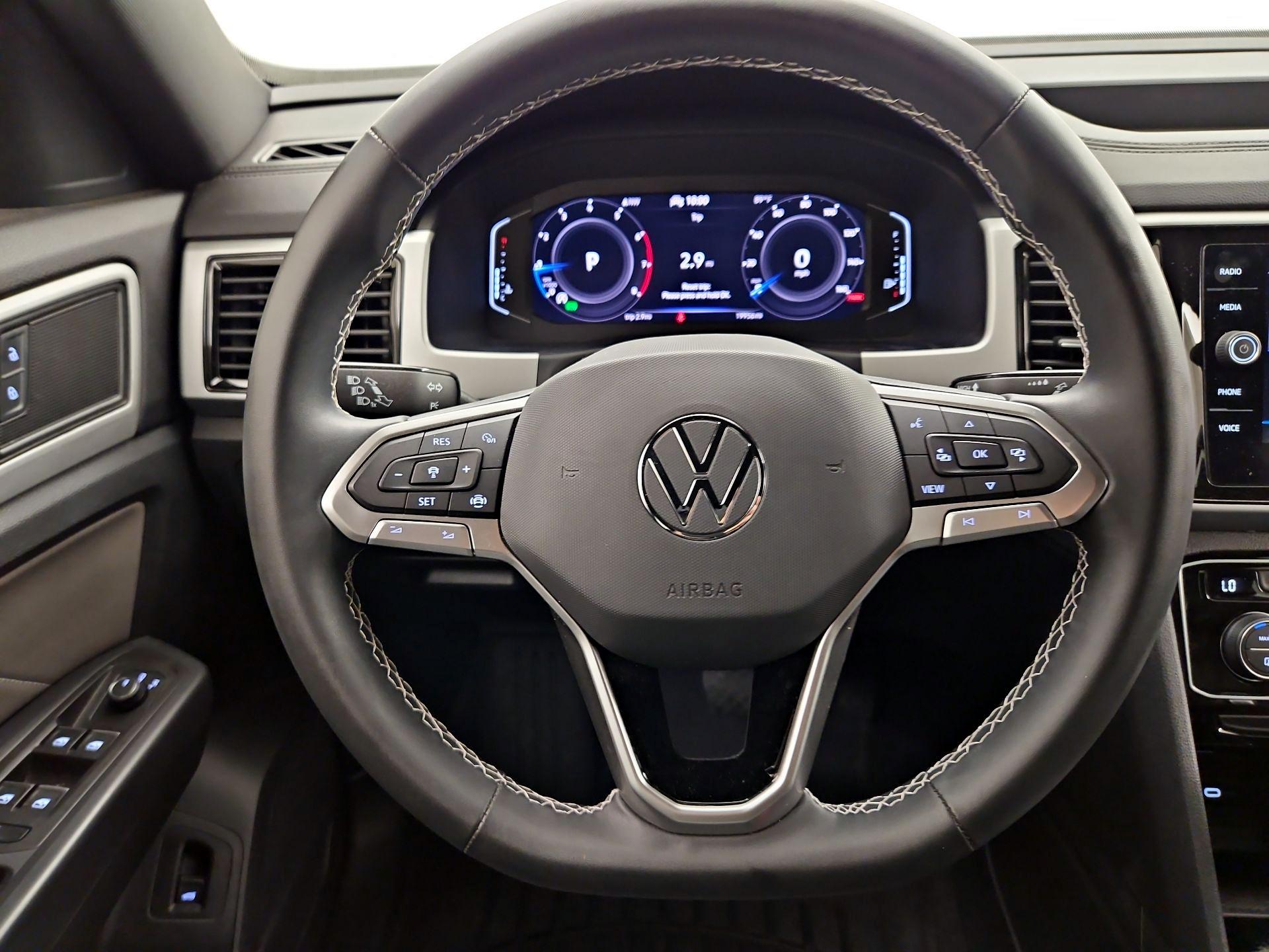 Thumbnail: 2022 Volkswagen Atlas - 10