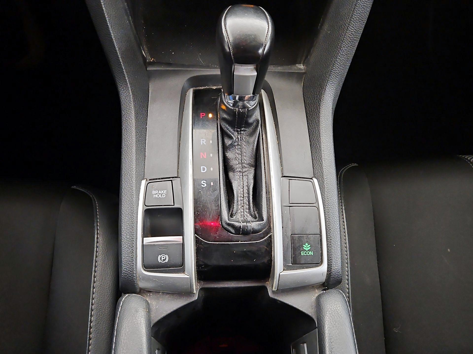 Thumbnail: 2019 Honda Civic - 17