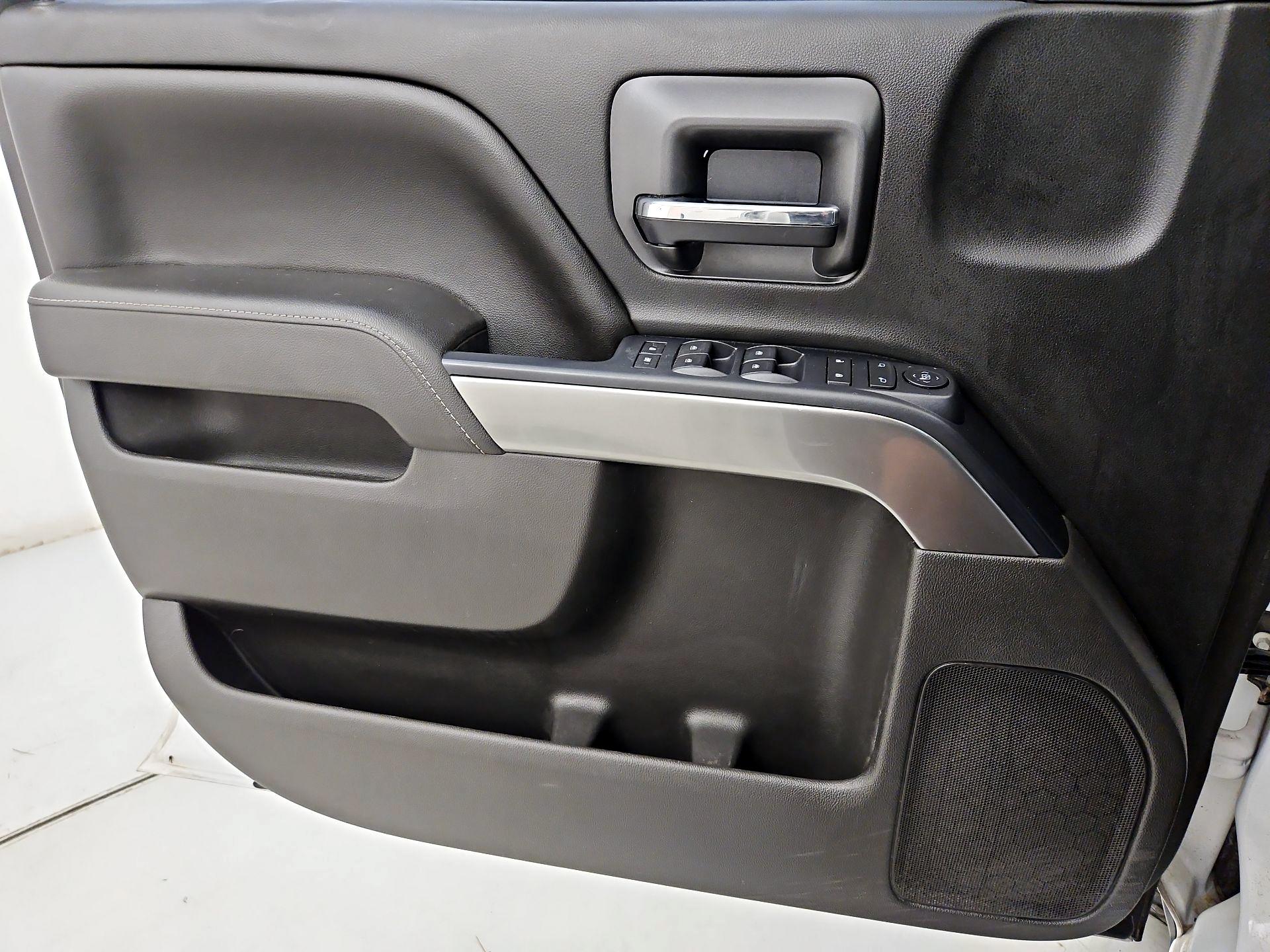 Thumbnail: 2016 Chevrolet Silverado 1500 - 12