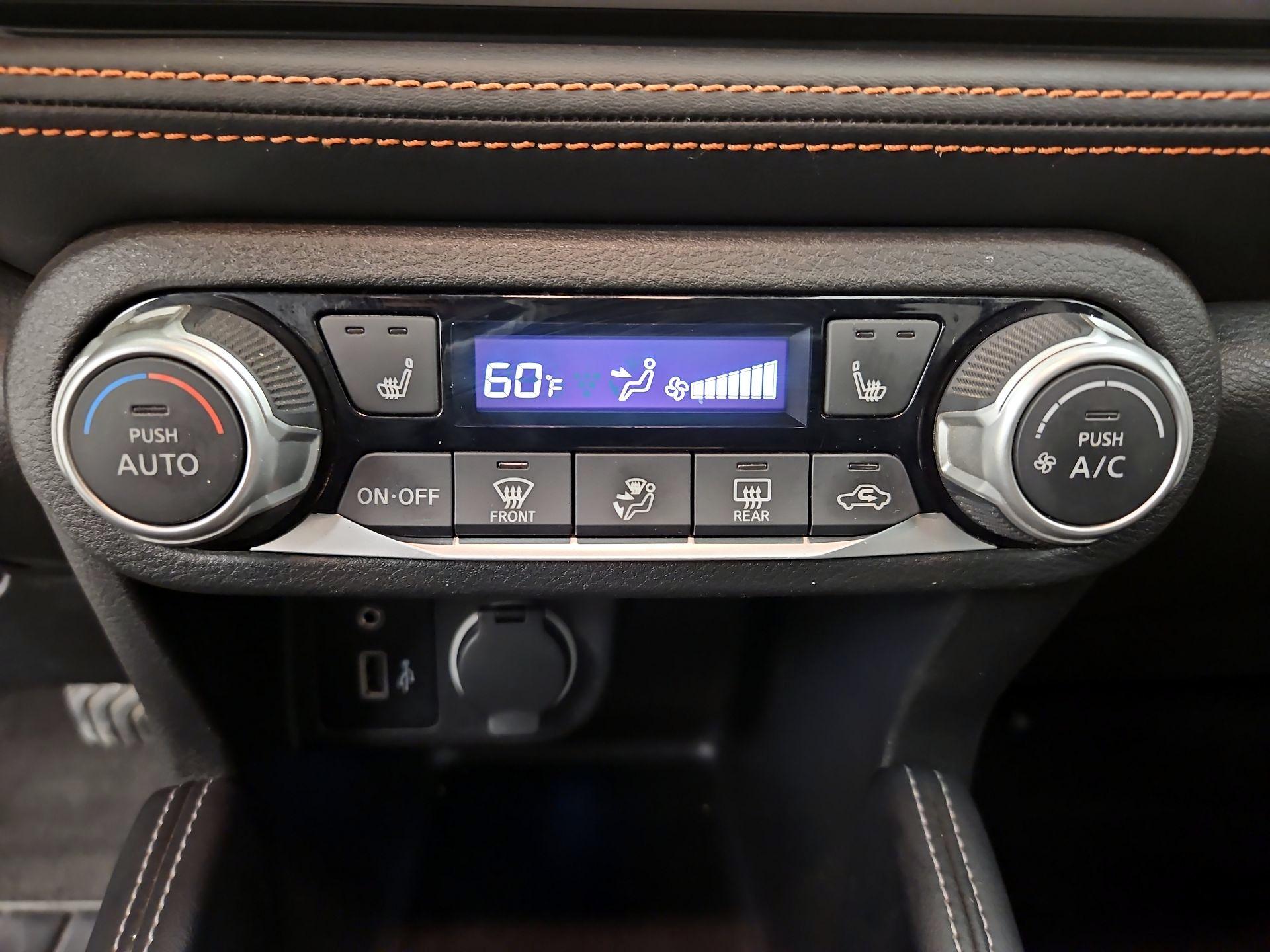 Thumbnail: 2020 Nissan Kicks - 15