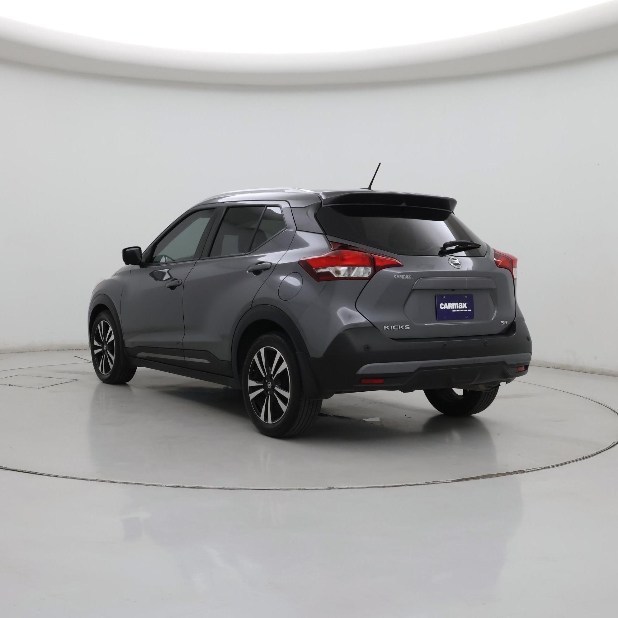 Thumbnail: 2020 Nissan Kicks - 2