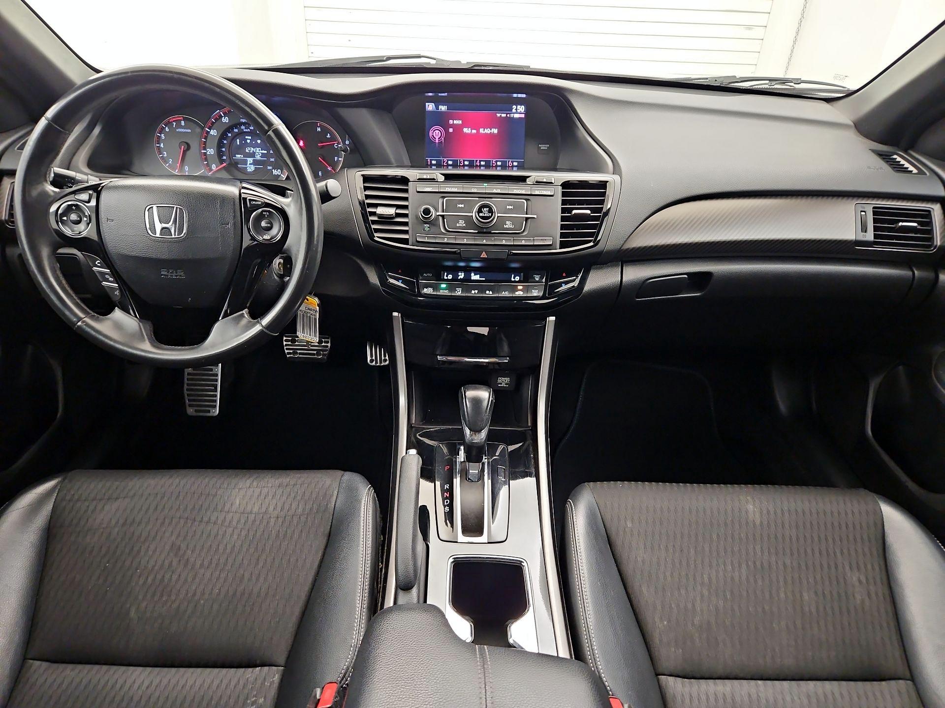 Thumbnail: 2017 Honda Accord - 9