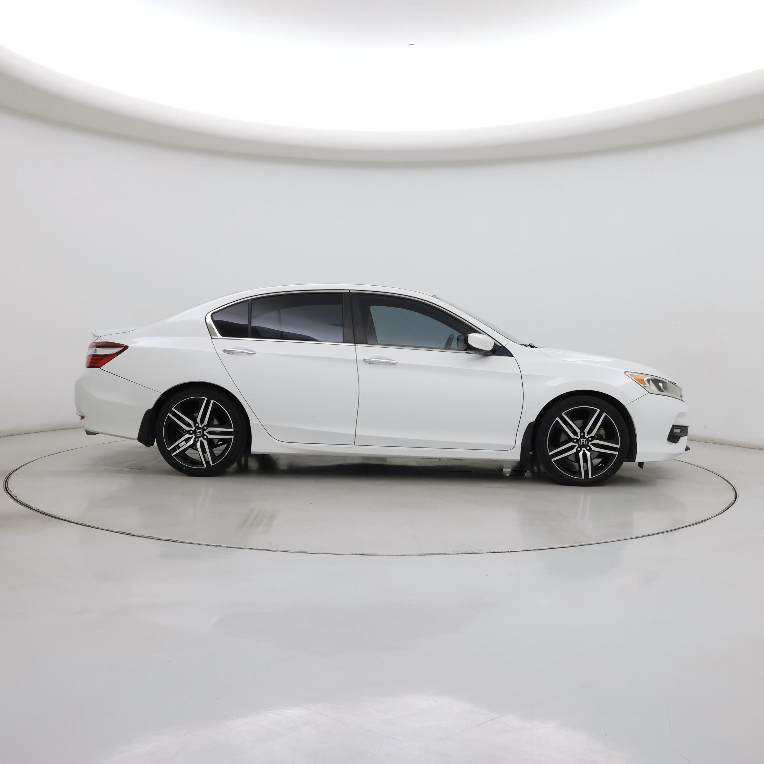 Thumbnail: 2017 Honda Accord - 7